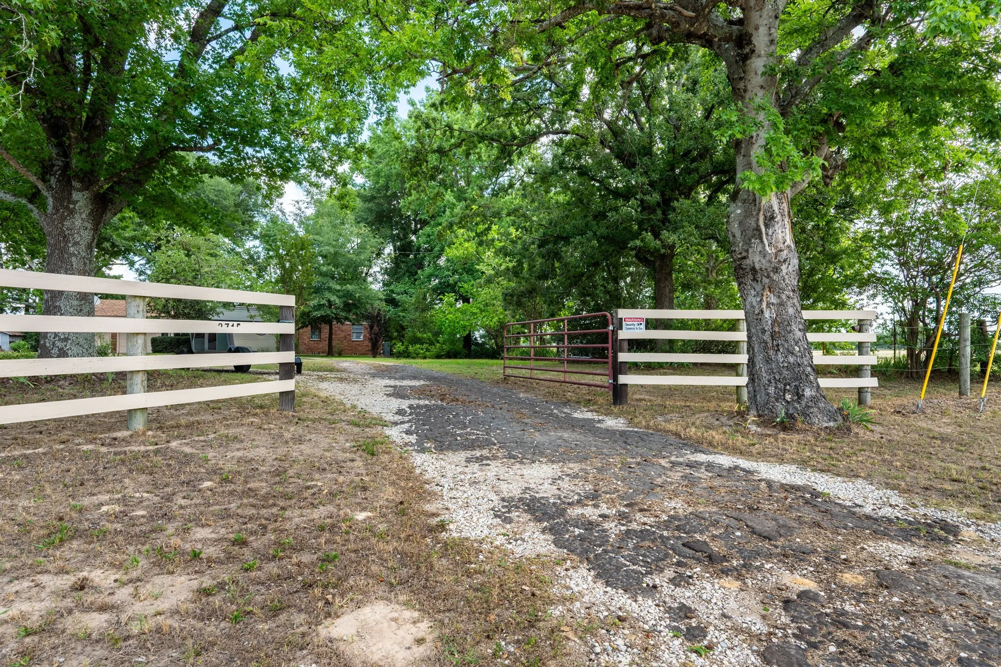 Farm For Sale in Van Zandt County , 2715 FM 857, Grand Saline, Texas 75140, 3 Bedroom, 2 Bathroom, 2 Garage spaces, 1,751 Sqft, built in 1968, mls#21291331, Real Estate Agent in Grand Saline, Homes For Sale in Van Zandt county, Homes For Sale in Grand Saline, Realtor in Grand Saline Texas, Real Estate Brokerage Independent Realty Texas, Luminita Cordes Realtor