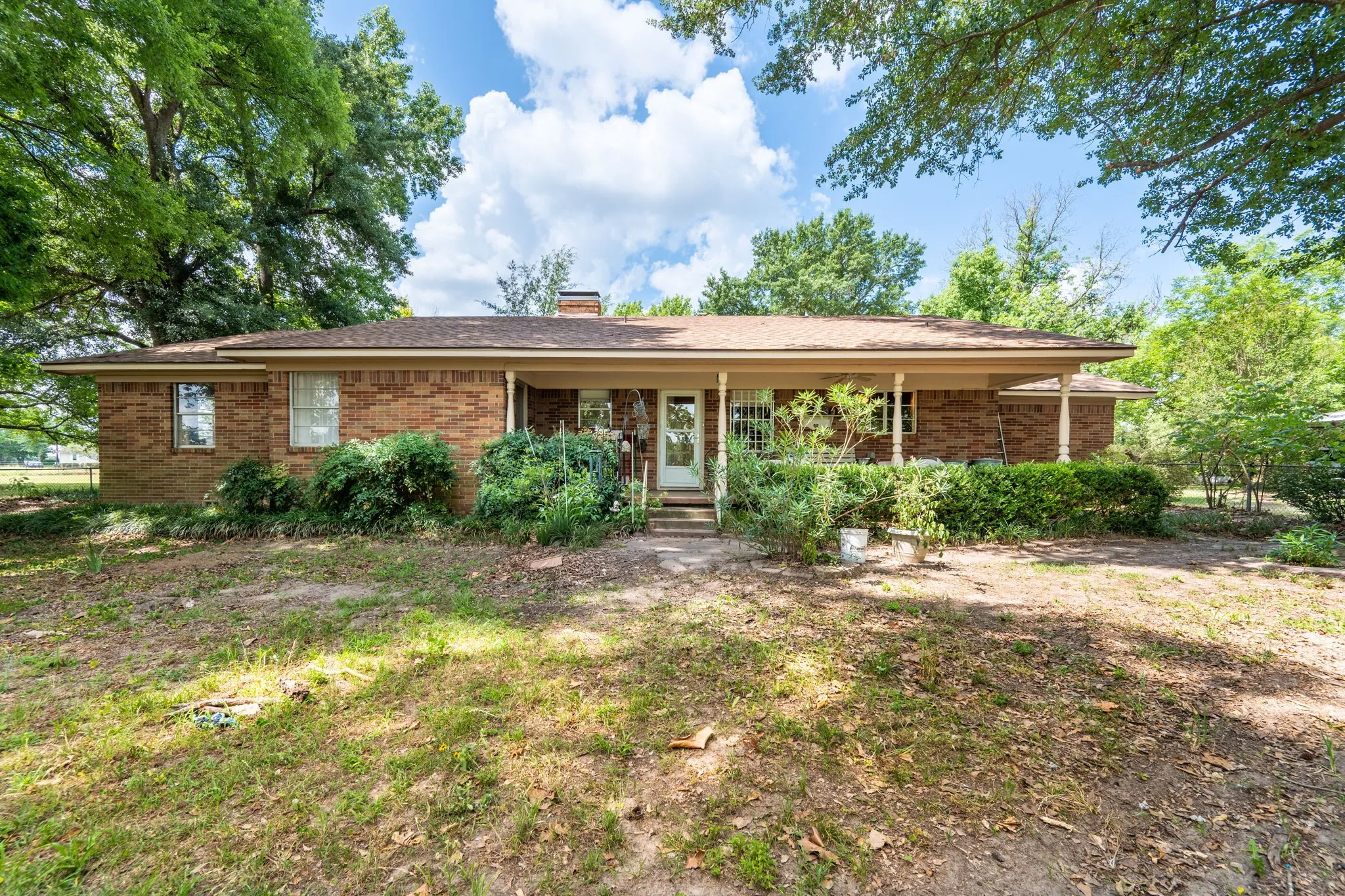 Farm For Sale in Van Zandt County , 2715 FM 857, Grand Saline, Texas 75140, 3 Bedroom, 2 Bathroom, 2 Garage spaces, 1,751 Sqft, built in 1968, mls#21291331, Real Estate Agent in Grand Saline, Homes For Sale in Van Zandt county, Homes For Sale in Grand Saline, Realtor in Grand Saline Texas, Real Estate Brokerage Independent Realty Texas, Luminita Cordes Realtor