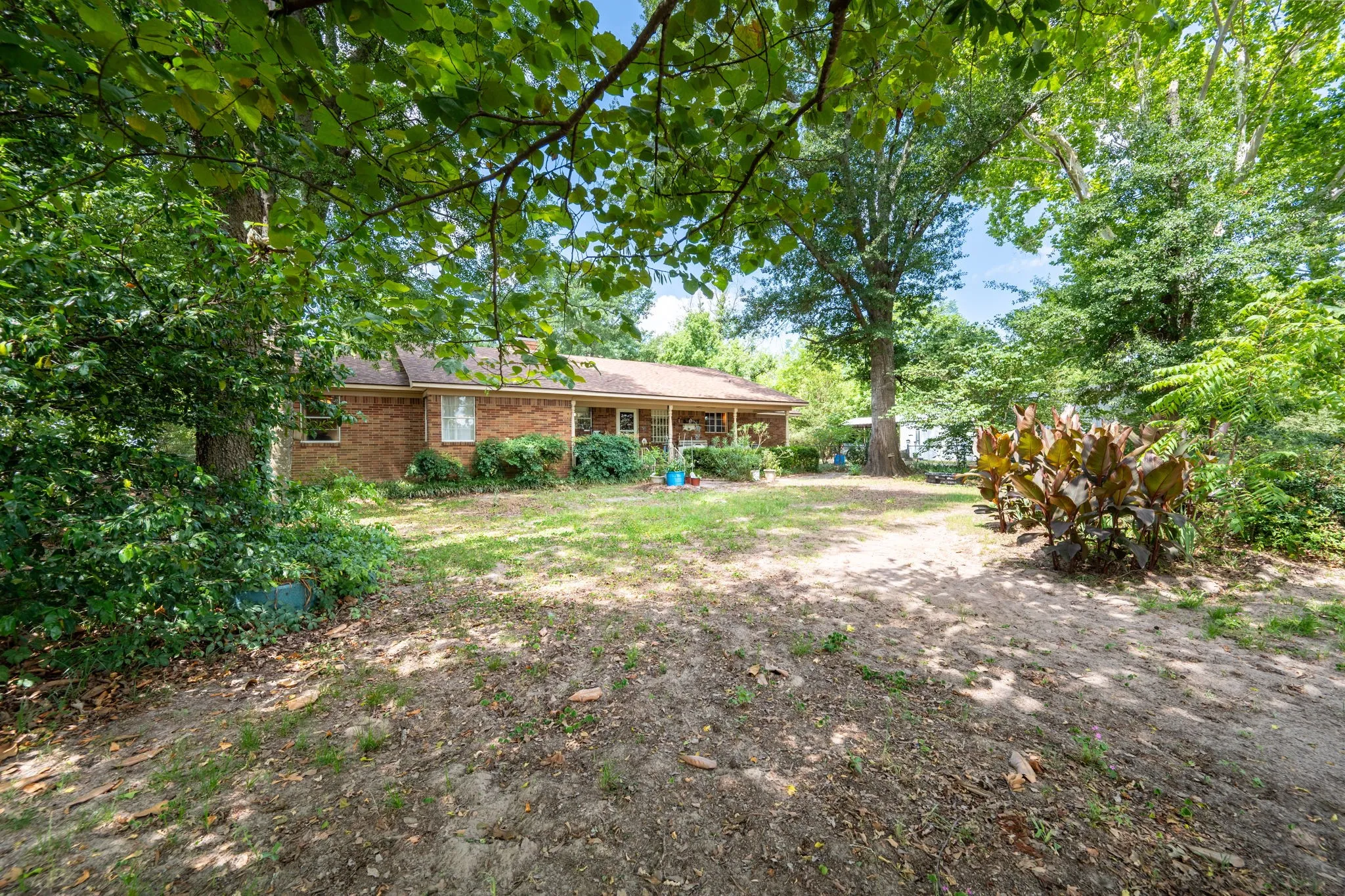 Farm For Sale in Van Zandt County , 2715 FM 857, Grand Saline, Texas 75140, 3 Bedroom, 2 Bathroom, 2 Garage spaces, 1,751 Sqft, built in 1968, mls#21291331, Real Estate Agent in Grand Saline, Homes For Sale in Van Zandt county, Homes For Sale in Grand Saline, Realtor in Grand Saline Texas, Real Estate Brokerage Independent Realty Texas, Luminita Cordes Realtor