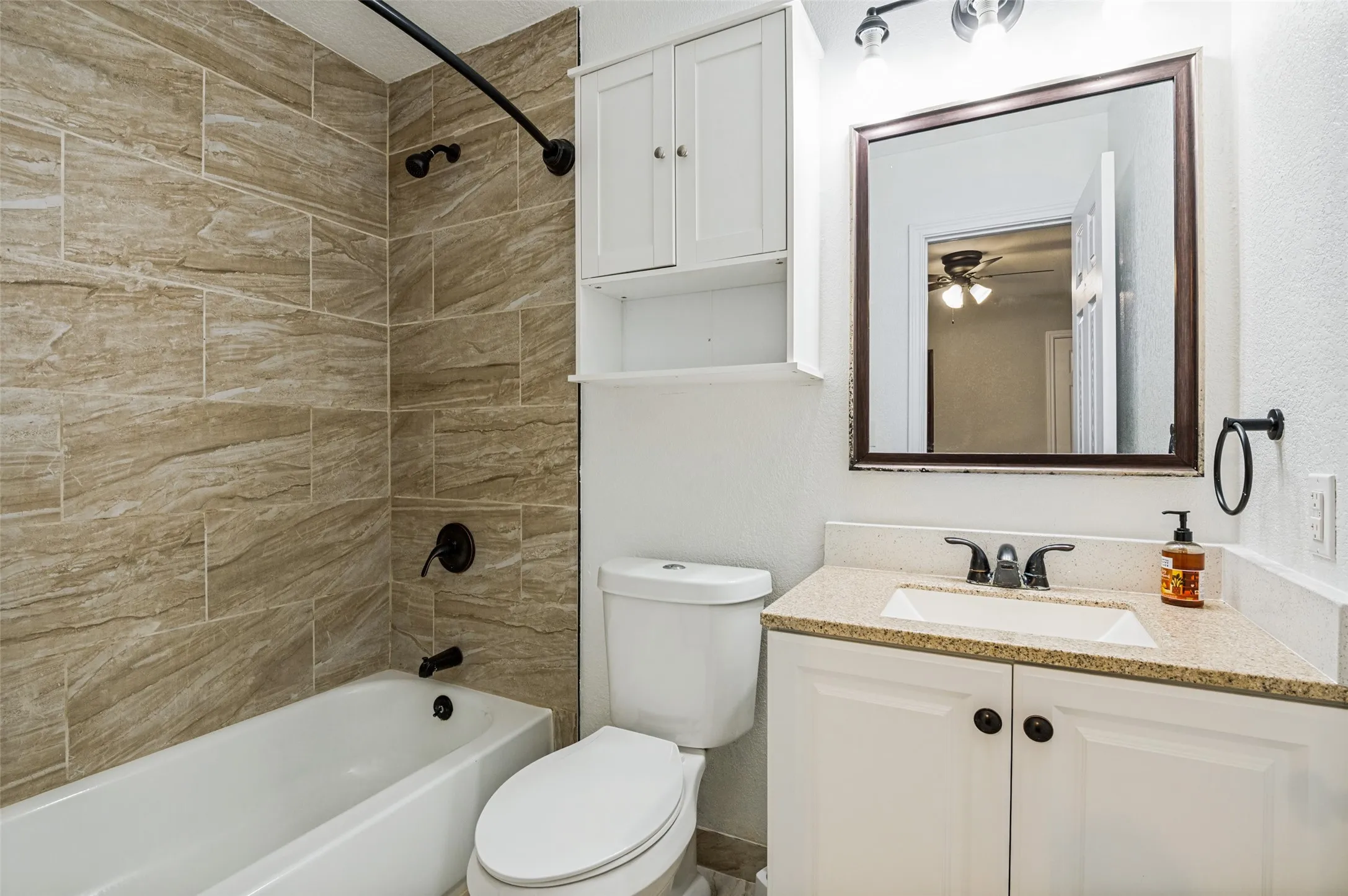 Duplex For Rent in Dallas County , 2214 Pine Street, Grand Prairie, Texas 75050, 3 Bedroom, 2 Bathroom, 2 Garage spaces, 1,034 Sqft, built in 1952, mls#21286816, Real Estate Agent in Grand Prairie, Homes For Rent in Dallas county, Homes For Rent in Grand Prairie, Realtor in Grand Prairie Texas, Real Estate Brokerage Independent Realty Texas, Luminita Cordes Realtor