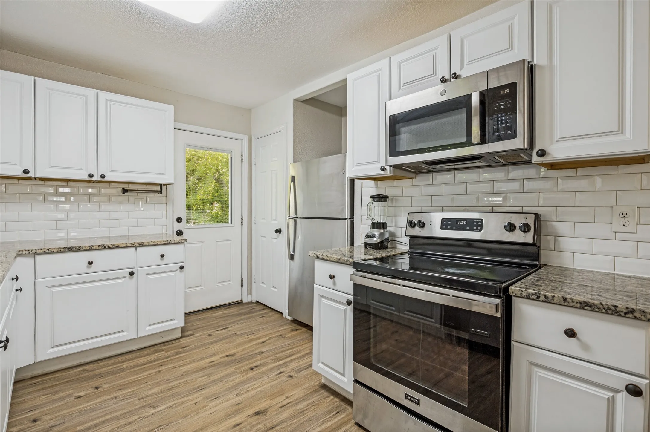 Duplex For Rent in Dallas County , 2214 Pine Street, Grand Prairie, Texas 75050, 3 Bedroom, 2 Bathroom, 2 Garage spaces, 1,034 Sqft, built in 1952, mls#21286816, Real Estate Agent in Grand Prairie, Homes For Rent in Dallas county, Homes For Rent in Grand Prairie, Realtor in Grand Prairie Texas, Real Estate Brokerage Independent Realty Texas, Luminita Cordes Realtor