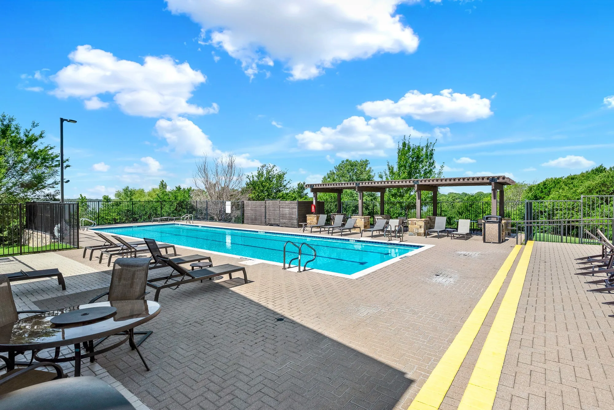 Single Family Residence For Sale in Denton County , 2068 Barx Drive, Little Elm, Texas 75068, 3 Bedroom, 2 Bathroom, 2 Garage spaces, 1,800 Sqft, built in 2021, mls#21289516, Real Estate Agent in Little Elm, Homes For Sale in Denton county, Homes For Sale in Little Elm, Realtor in Little Elm Texas, Real Estate Brokerage Independent Realty Texas, Luminita Cordes Realtor