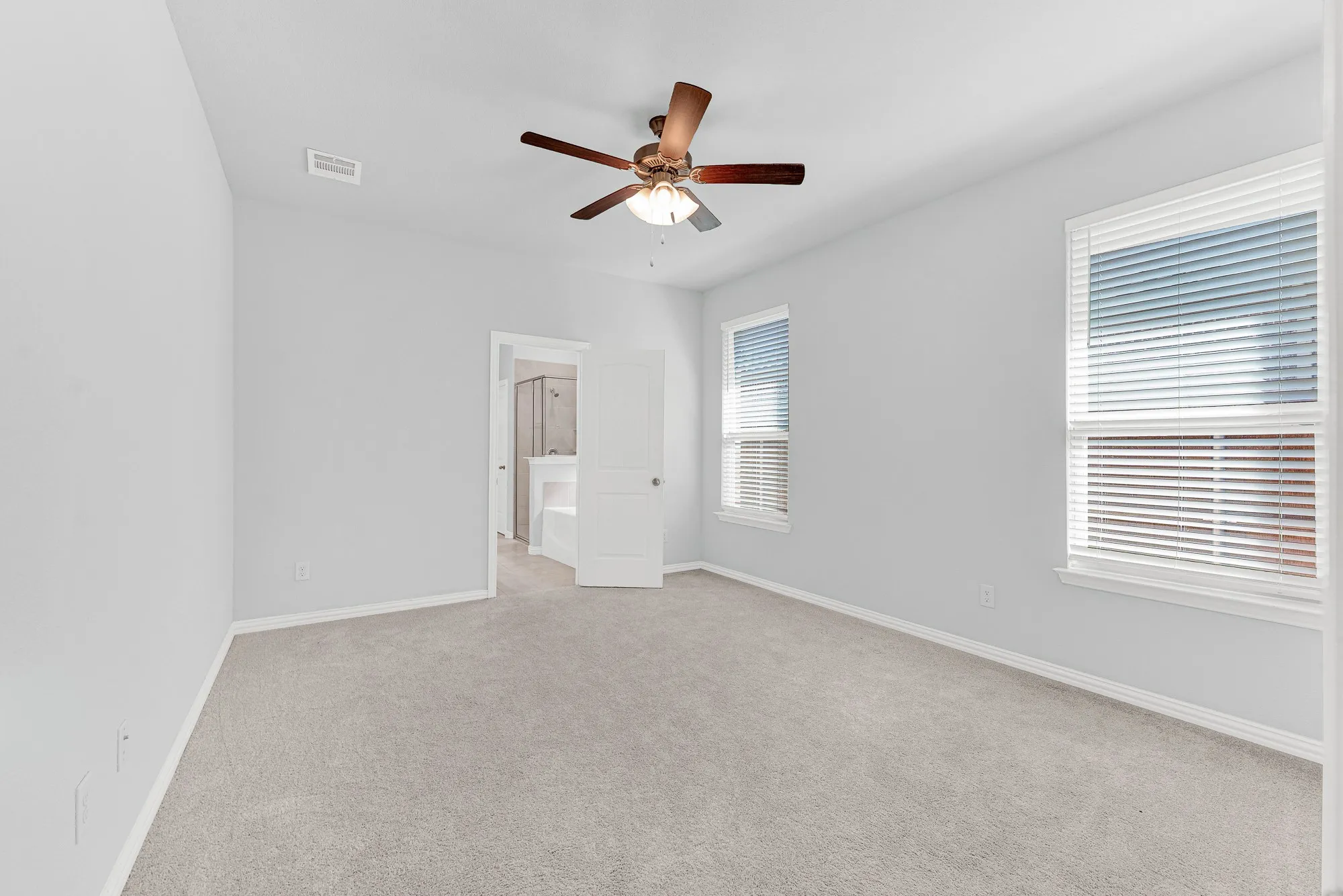 Single Family Residence For Sale in Denton County , 2068 Barx Drive, Little Elm, Texas 75068, 3 Bedroom, 2 Bathroom, 2 Garage spaces, 1,800 Sqft, built in 2021, mls#21289516, Real Estate Agent in Little Elm, Homes For Sale in Denton county, Homes For Sale in Little Elm, Realtor in Little Elm Texas, Real Estate Brokerage Independent Realty Texas, Luminita Cordes Realtor