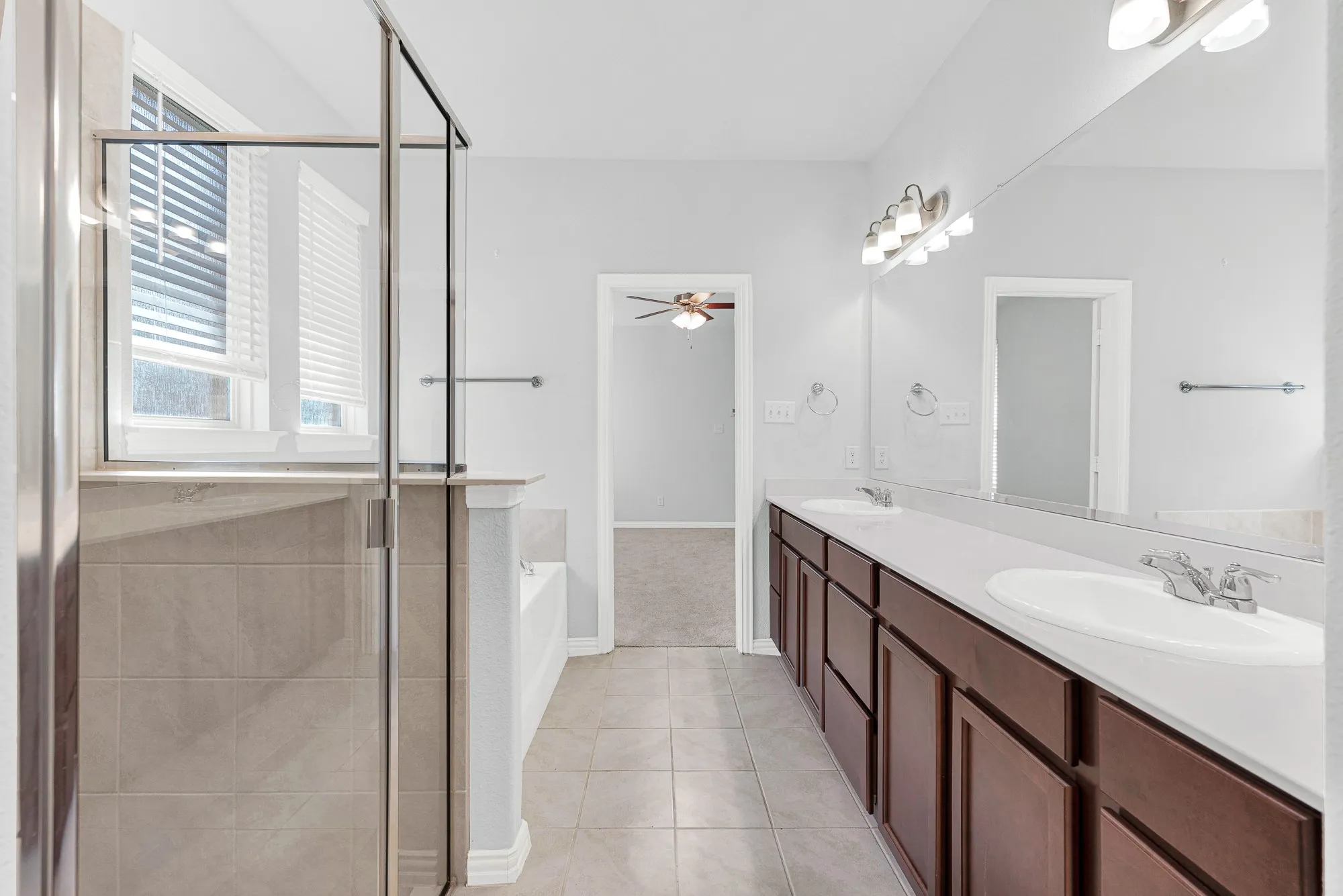 Single Family Residence For Sale in Denton County , 2068 Barx Drive, Little Elm, Texas 75068, 3 Bedroom, 2 Bathroom, 2 Garage spaces, 1,800 Sqft, built in 2021, mls#21289516, Real Estate Agent in Little Elm, Homes For Sale in Denton county, Homes For Sale in Little Elm, Realtor in Little Elm Texas, Real Estate Brokerage Independent Realty Texas, Luminita Cordes Realtor