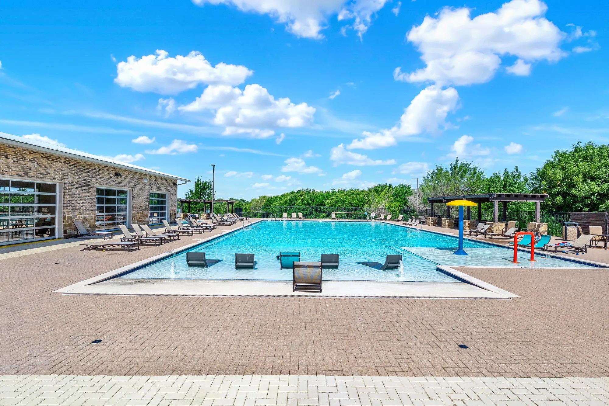 Single Family Residence For Sale in Denton County , 2068 Barx Drive, Little Elm, Texas 75068, 3 Bedroom, 2 Bathroom, 2 Garage spaces, 1,800 Sqft, built in 2021, mls#21289516, Real Estate Agent in Little Elm, Homes For Sale in Denton county, Homes For Sale in Little Elm, Realtor in Little Elm Texas, Real Estate Brokerage Independent Realty Texas, Luminita Cordes Realtor