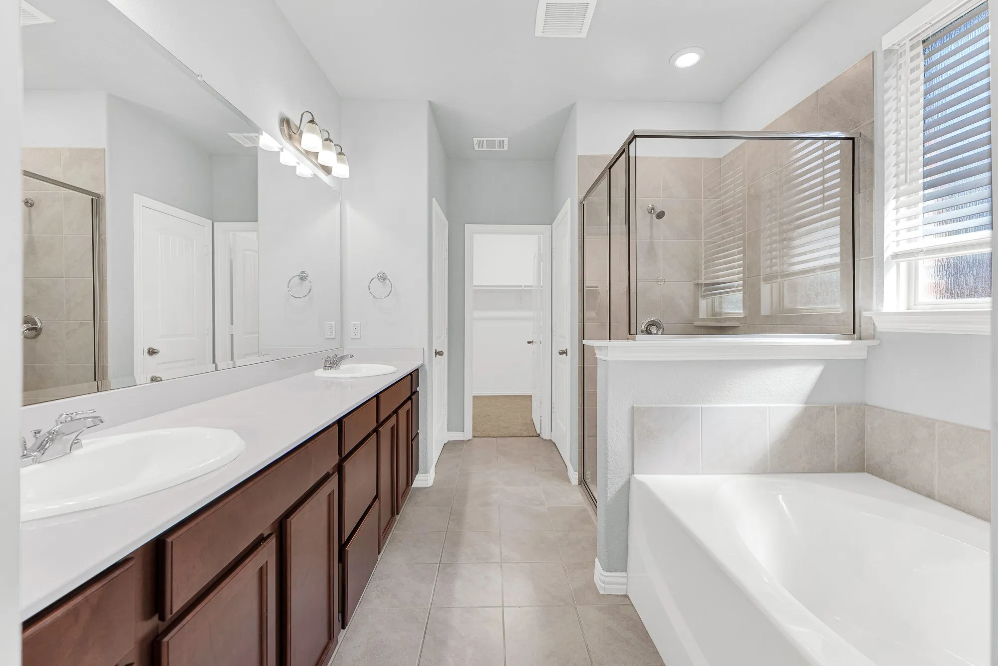 Single Family Residence For Sale in Denton County , 2068 Barx Drive, Little Elm, Texas 75068, 3 Bedroom, 2 Bathroom, 2 Garage spaces, 1,800 Sqft, built in 2021, mls#21289516, Real Estate Agent in Little Elm, Homes For Sale in Denton county, Homes For Sale in Little Elm, Realtor in Little Elm Texas, Real Estate Brokerage Independent Realty Texas, Luminita Cordes Realtor