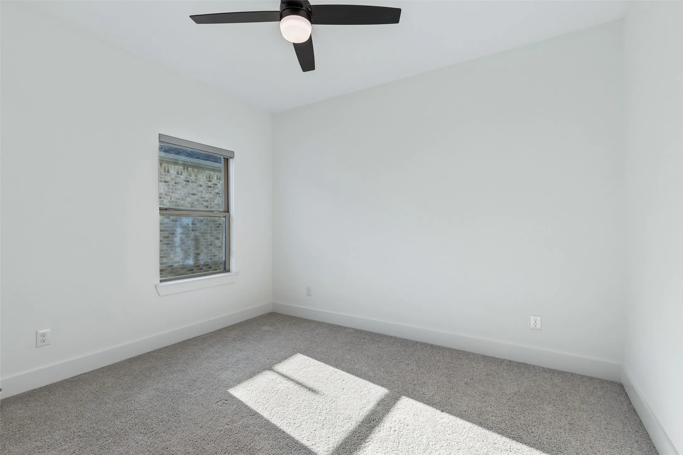 Single Family Residence For Sale in Collin County , 2702 Delta Drive, Melissa, Texas 75454, 5 Bedroom, 5 Bathroom, 3 Garage spaces, 3,791 Sqft, built in 2021, mls#21289248, Real Estate Agent in Melissa, Homes For Sale in Collin county, Homes For Sale in Melissa, Realtor in Melissa Texas, Real Estate Brokerage Independent Realty Texas, Luminita Cordes Realtor