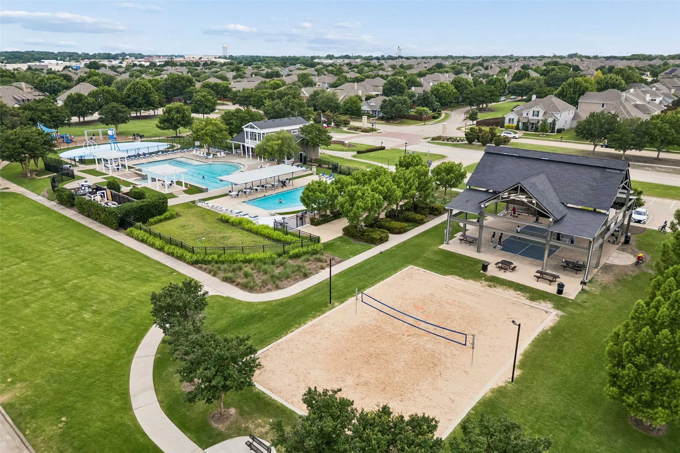 Single Family Residence For Sale in Collin County , 2702 Delta Drive, Melissa, Texas 75454, 5 Bedroom, 5 Bathroom, 3 Garage spaces, 3,791 Sqft, built in 2021, mls#21289248, Real Estate Agent in Melissa, Homes For Sale in Collin county, Homes For Sale in Melissa, Realtor in Melissa Texas, Real Estate Brokerage Independent Realty Texas, Luminita Cordes Realtor