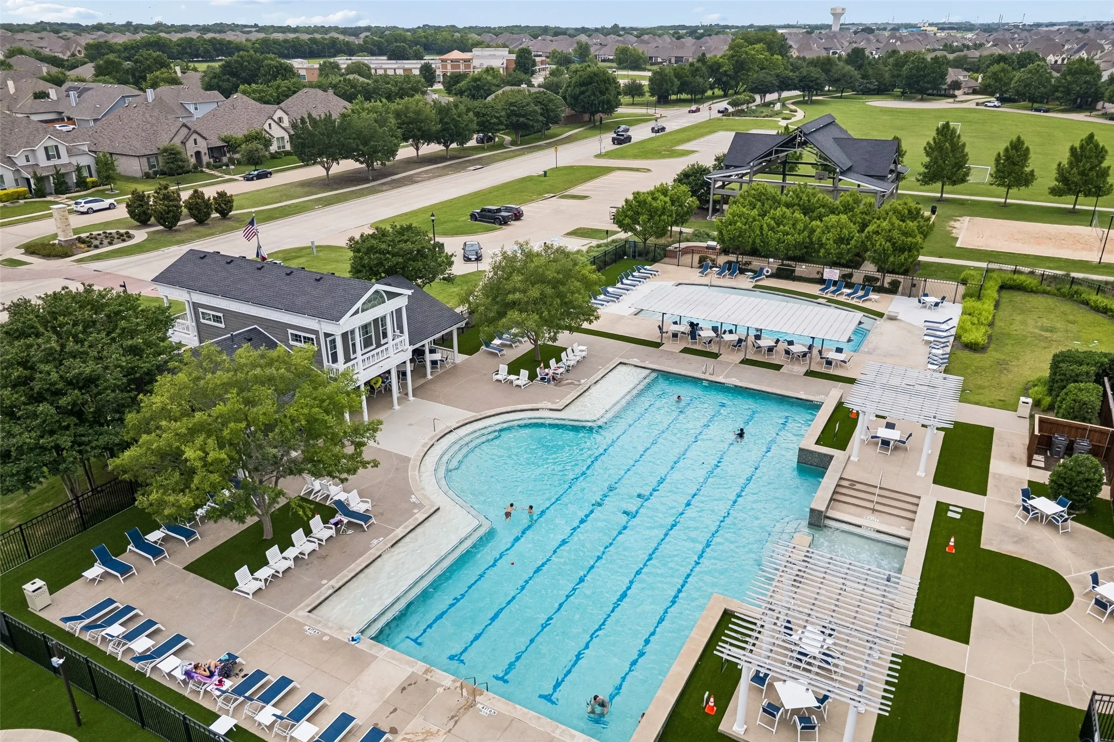 Single Family Residence For Sale in Collin County , 2702 Delta Drive, Melissa, Texas 75454, 5 Bedroom, 5 Bathroom, 3 Garage spaces, 3,791 Sqft, built in 2021, mls#21289248, Real Estate Agent in Melissa, Homes For Sale in Collin county, Homes For Sale in Melissa, Realtor in Melissa Texas, Real Estate Brokerage Independent Realty Texas, Luminita Cordes Realtor