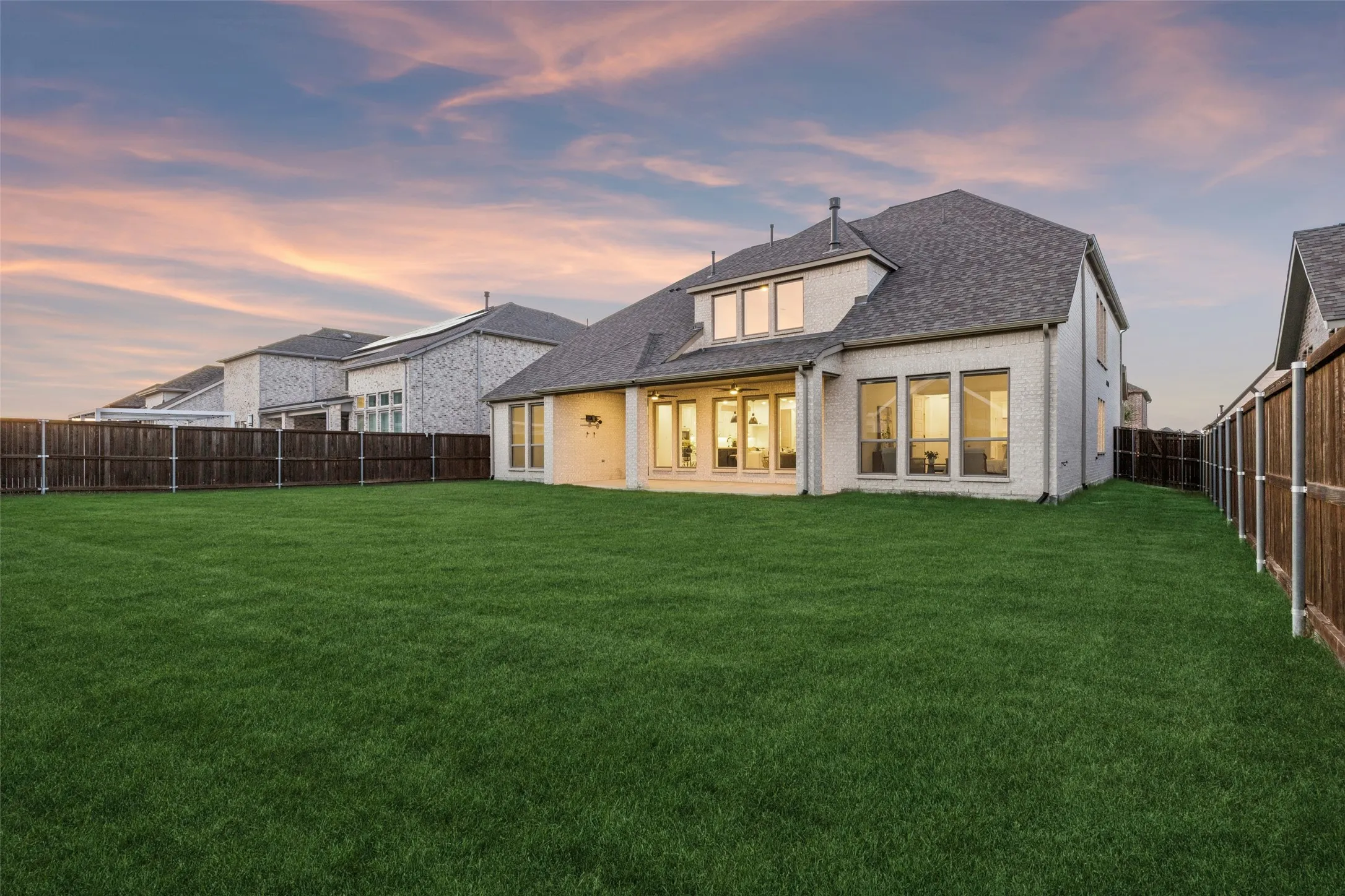 Single Family Residence For Sale in Collin County , 2702 Delta Drive, Melissa, Texas 75454, 5 Bedroom, 5 Bathroom, 3 Garage spaces, 3,791 Sqft, built in 2021, mls#21289248, Real Estate Agent in Melissa, Homes For Sale in Collin county, Homes For Sale in Melissa, Realtor in Melissa Texas, Real Estate Brokerage Independent Realty Texas, Luminita Cordes Realtor