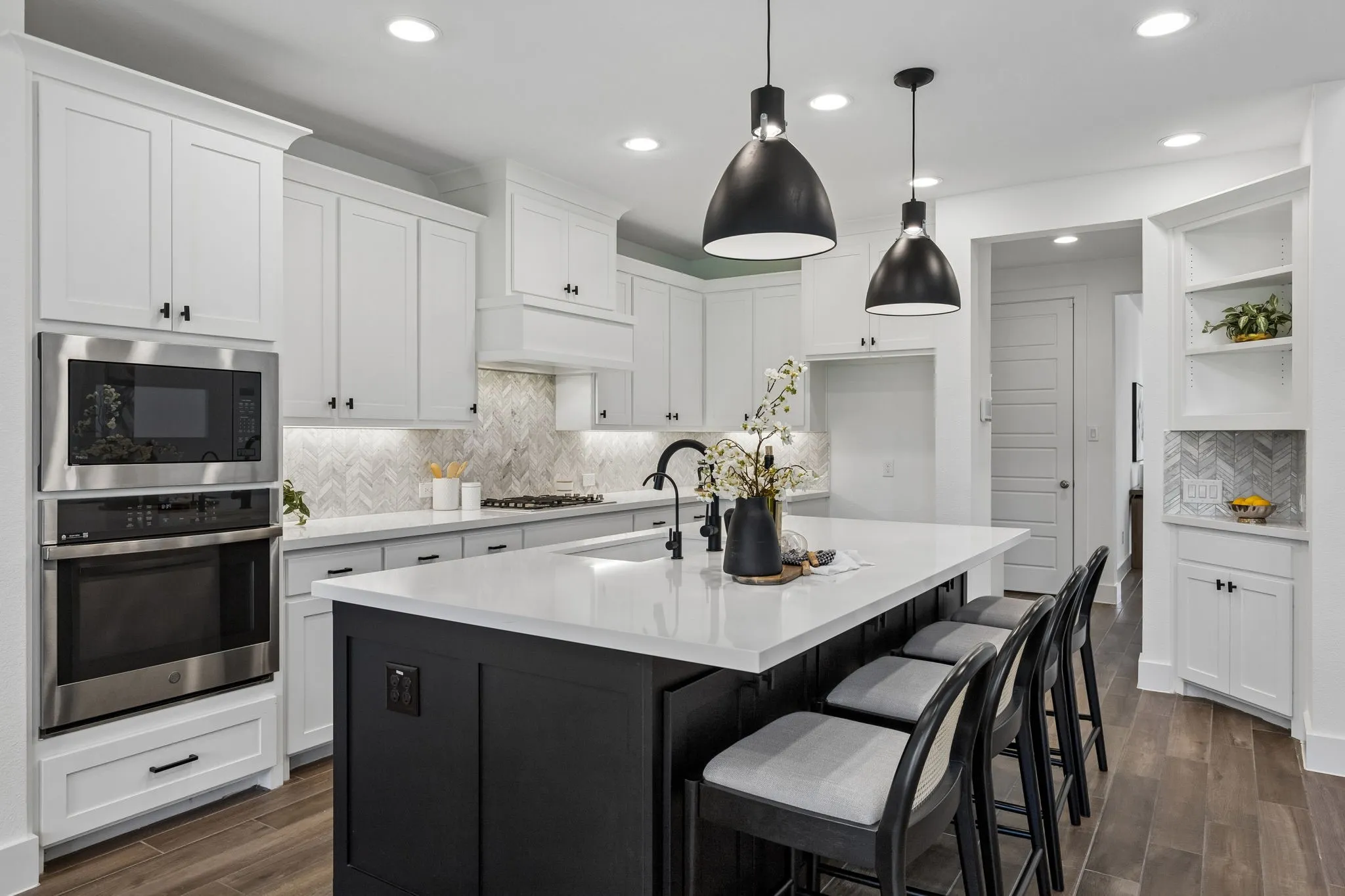 Single Family Residence For Sale in Collin County , 2702 Delta Drive, Melissa, Texas 75454, 5 Bedroom, 5 Bathroom, 3 Garage spaces, 3,791 Sqft, built in 2021, mls#21289248, Real Estate Agent in Melissa, Homes For Sale in Collin county, Homes For Sale in Melissa, Realtor in Melissa Texas, Real Estate Brokerage Independent Realty Texas, Luminita Cordes Realtor