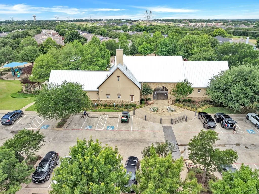 Single Family Residence For Sale in Denton County , 920 Ethan Road, Argyle, Texas 76226, 4 Bedroom, 4 Bathroom, 3 Garage spaces, 3,234 Sqft, built in 2005, mls#21281291, Real Estate Agent in Argyle, Homes For Sale in Denton county, Homes For Sale in Argyle, Realtor in Argyle Texas, Real Estate Brokerage Independent Realty Texas, Luminita Cordes Realtor