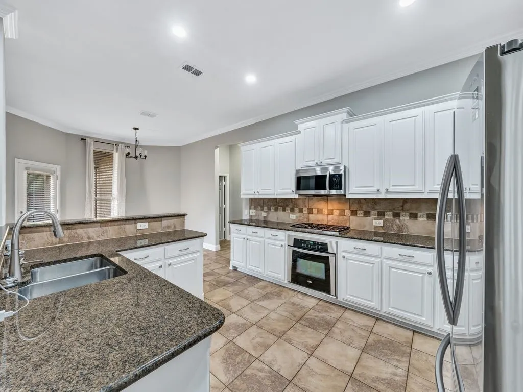 Single Family Residence For Sale in Denton County , 920 Ethan Road, Argyle, Texas 76226, 4 Bedroom, 4 Bathroom, 3 Garage spaces, 3,234 Sqft, built in 2005, mls#21281291, Real Estate Agent in Argyle, Homes For Sale in Denton county, Homes For Sale in Argyle, Realtor in Argyle Texas, Real Estate Brokerage Independent Realty Texas, Luminita Cordes Realtor