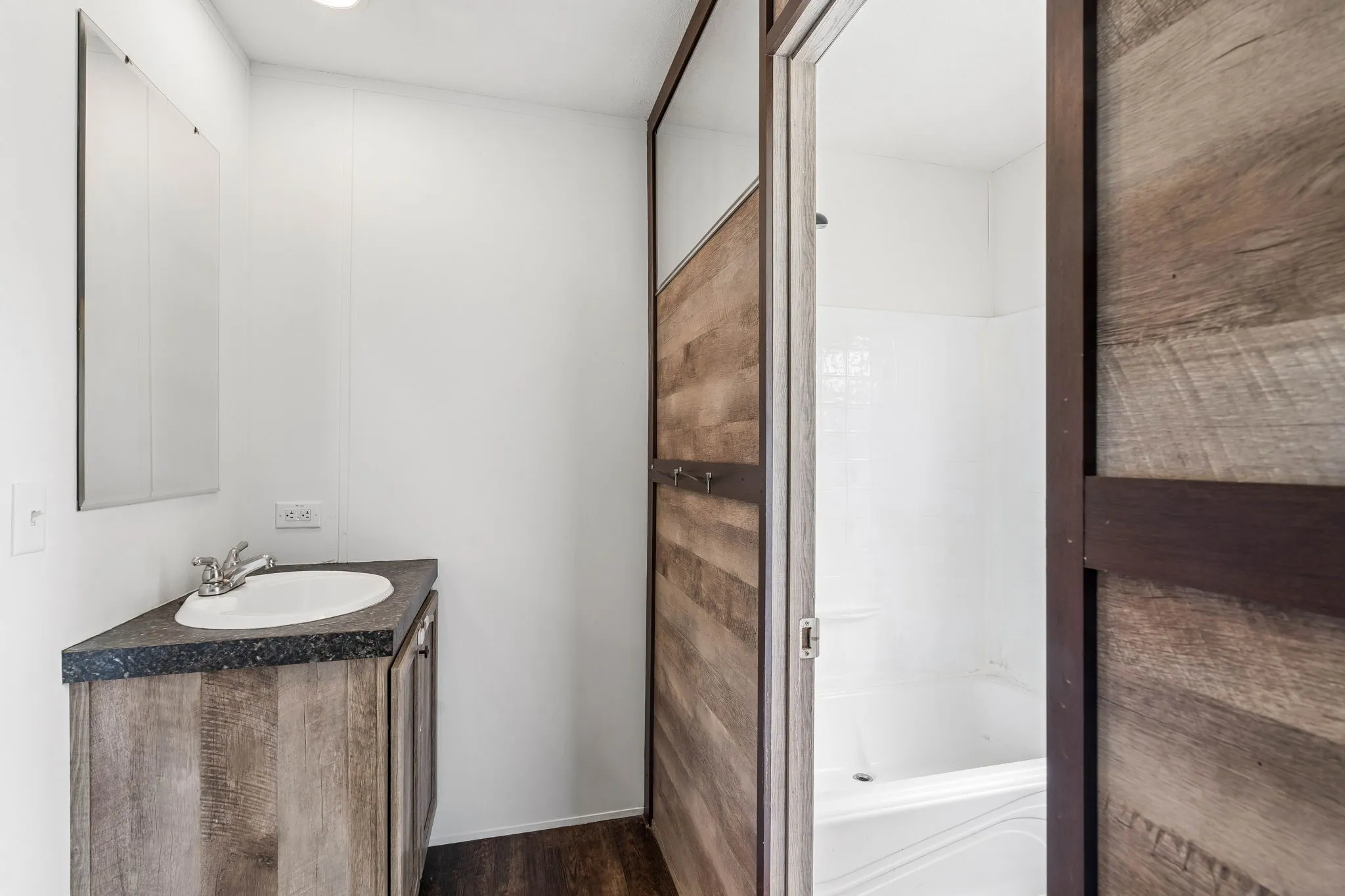Single Family Residence For Sale in Wise County , 139 Cedar Drive, Azle, Texas 76020, 4 Bedroom, 2 Bathroom, Garage spaces, 1,976 Sqft, built in 2018, mls#21285470, Real Estate Agent in Azle, Homes For Sale in Wise county, Homes For Sale in Azle, Realtor in Azle Texas, Real Estate Brokerage Independent Realty Texas, Luminita Cordes Realtor