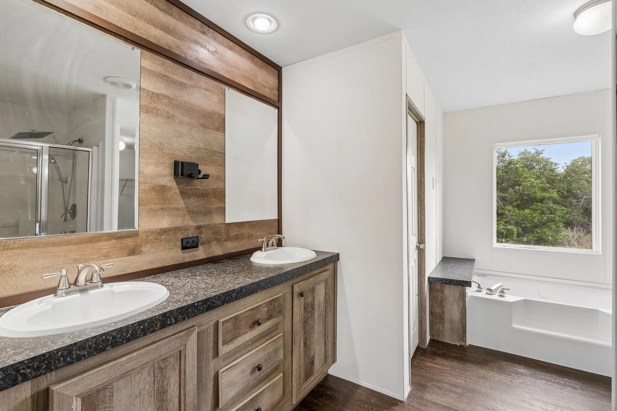 Single Family Residence For Sale in Wise County , 139 Cedar Drive, Azle, Texas 76020, 4 Bedroom, 2 Bathroom, Garage spaces, 1,976 Sqft, built in 2018, mls#21285470, Real Estate Agent in Azle, Homes For Sale in Wise county, Homes For Sale in Azle, Realtor in Azle Texas, Real Estate Brokerage Independent Realty Texas, Luminita Cordes Realtor