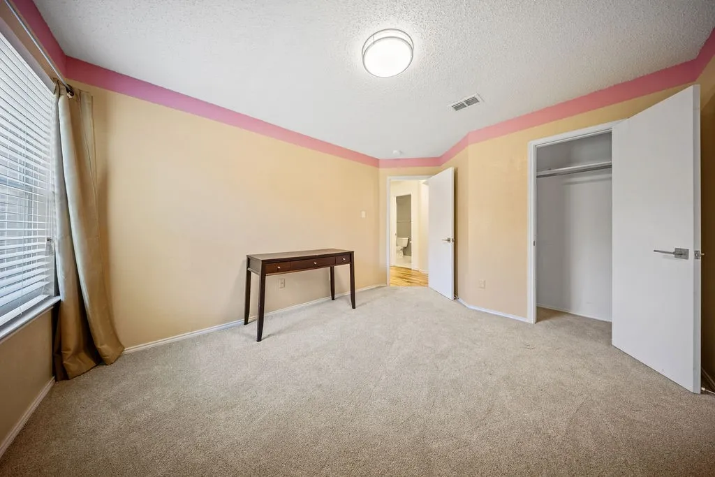 Single Family Residence For Rent in Dallas County , 1444 Atkins Street, Cedar Hill, Texas 75104, 3 Bedroom, 2 Bathroom, 2 Garage spaces, 2,100 Sqft, built in 2002, mls#21287727, Real Estate Agent in Cedar Hill, Homes For Rent in Dallas county, Homes For Rent in Cedar Hill, Realtor in Cedar Hill Texas, Real Estate Brokerage Independent Realty Texas, Luminita Cordes Realtor