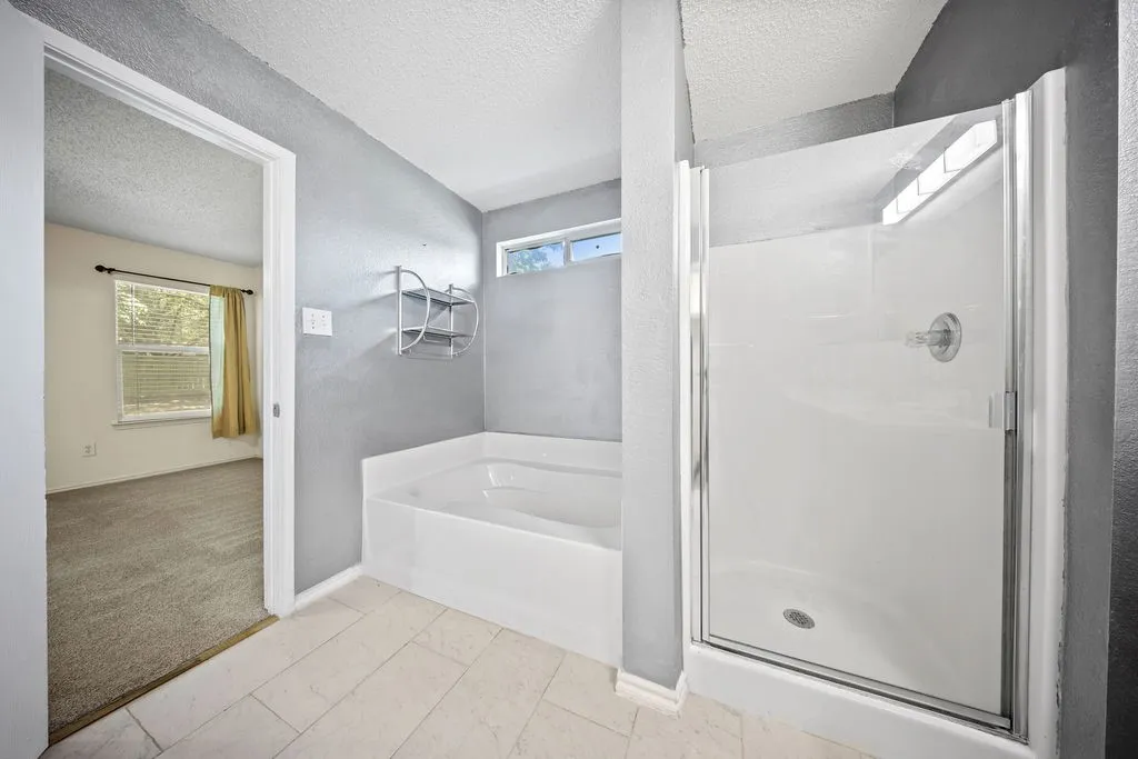 Single Family Residence For Rent in Dallas County , 1444 Atkins Street, Cedar Hill, Texas 75104, 3 Bedroom, 2 Bathroom, 2 Garage spaces, 2,100 Sqft, built in 2002, mls#21287727, Real Estate Agent in Cedar Hill, Homes For Rent in Dallas county, Homes For Rent in Cedar Hill, Realtor in Cedar Hill Texas, Real Estate Brokerage Independent Realty Texas, Luminita Cordes Realtor