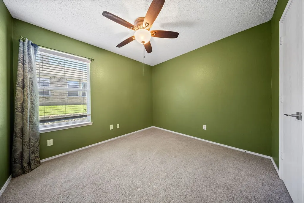 Single Family Residence For Rent in Dallas County , 1444 Atkins Street, Cedar Hill, Texas 75104, 3 Bedroom, 2 Bathroom, 2 Garage spaces, 2,100 Sqft, built in 2002, mls#21287727, Real Estate Agent in Cedar Hill, Homes For Rent in Dallas county, Homes For Rent in Cedar Hill, Realtor in Cedar Hill Texas, Real Estate Brokerage Independent Realty Texas, Luminita Cordes Realtor