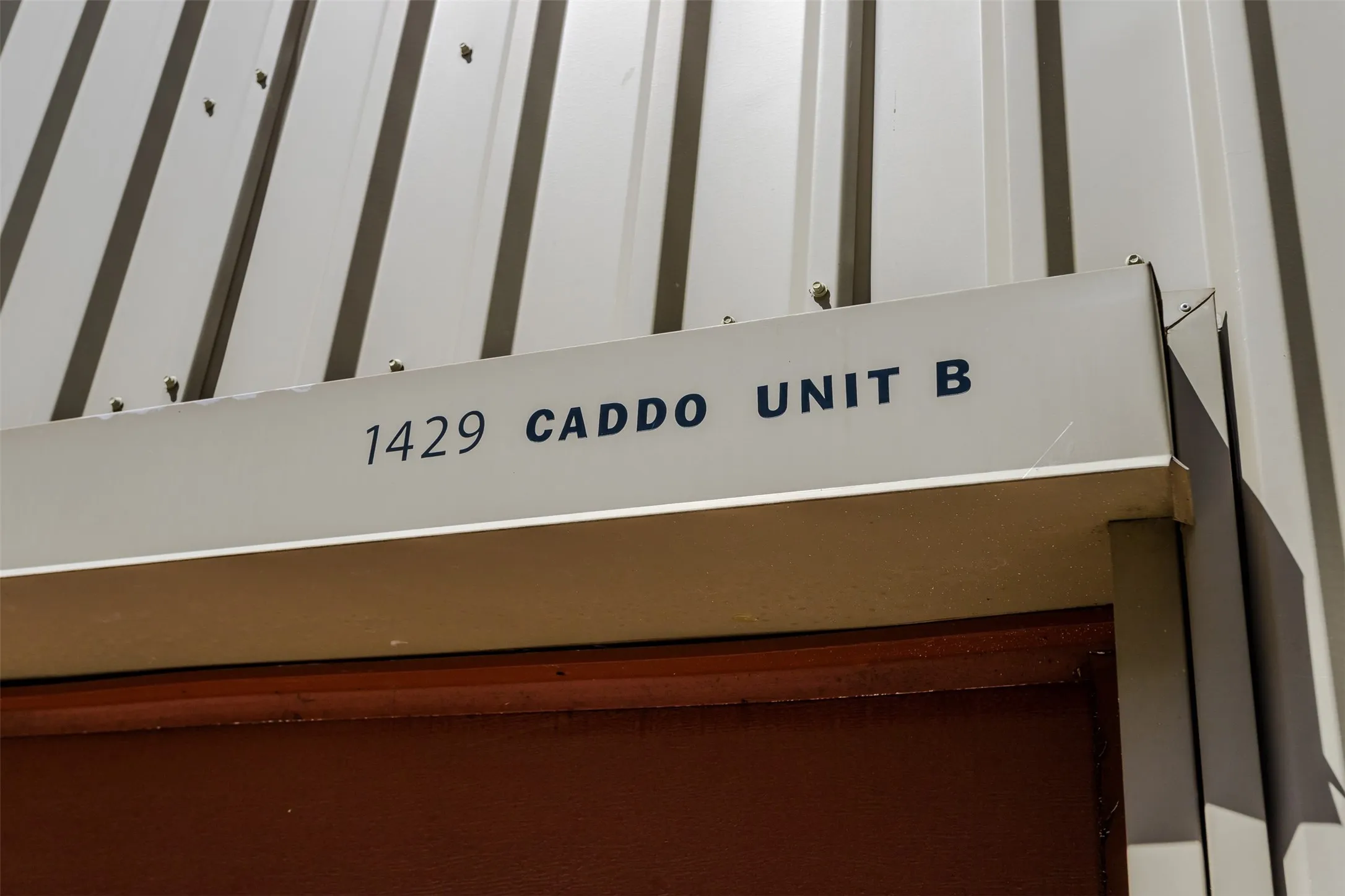 Townhouse For Sale in Dallas County , 1429 Caddo Street B, Dallas, Texas 75204, 2 Bedroom, 2 Bathroom, 2 Garage spaces, 1,974 Sqft, built in 2004, mls#21291117, Real Estate Agent in Dallas, Homes For Sale in Dallas county, Homes For Sale in Dallas, Realtor in Dallas Texas, Real Estate Brokerage Independent Realty Texas, Luminita Cordes Realtor