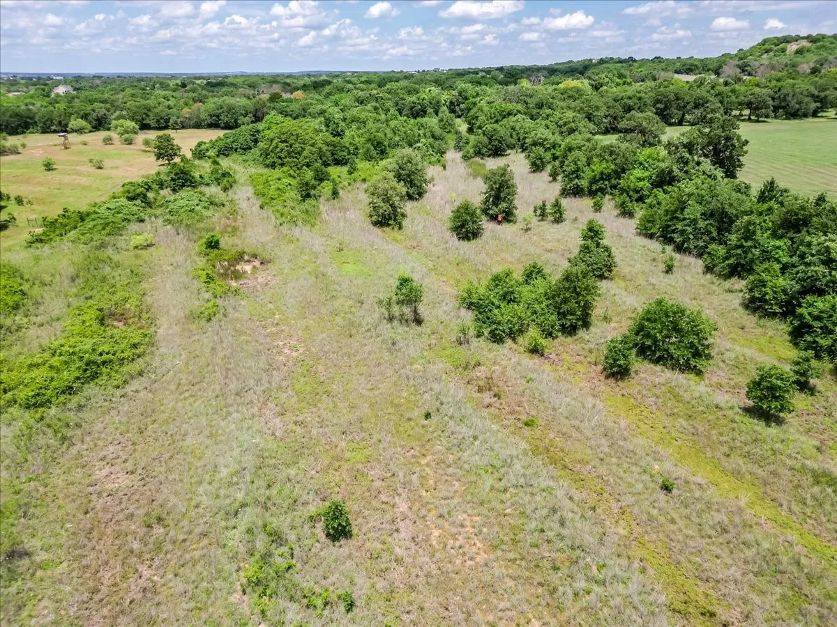 Mobile Home For Sale in Parker County , 876 Old Authon Road, Weatherford, Texas 76088, 3 Bedroom, 2 Bathroom, Garage spaces, 2,432 Sqft, built in 1982, mls#21291346, Real Estate Agent in Weatherford, Homes For Sale in Parker county, Homes For Sale in Weatherford, Realtor in Weatherford Texas, Real Estate Brokerage Independent Realty Texas, Luminita Cordes Realtor