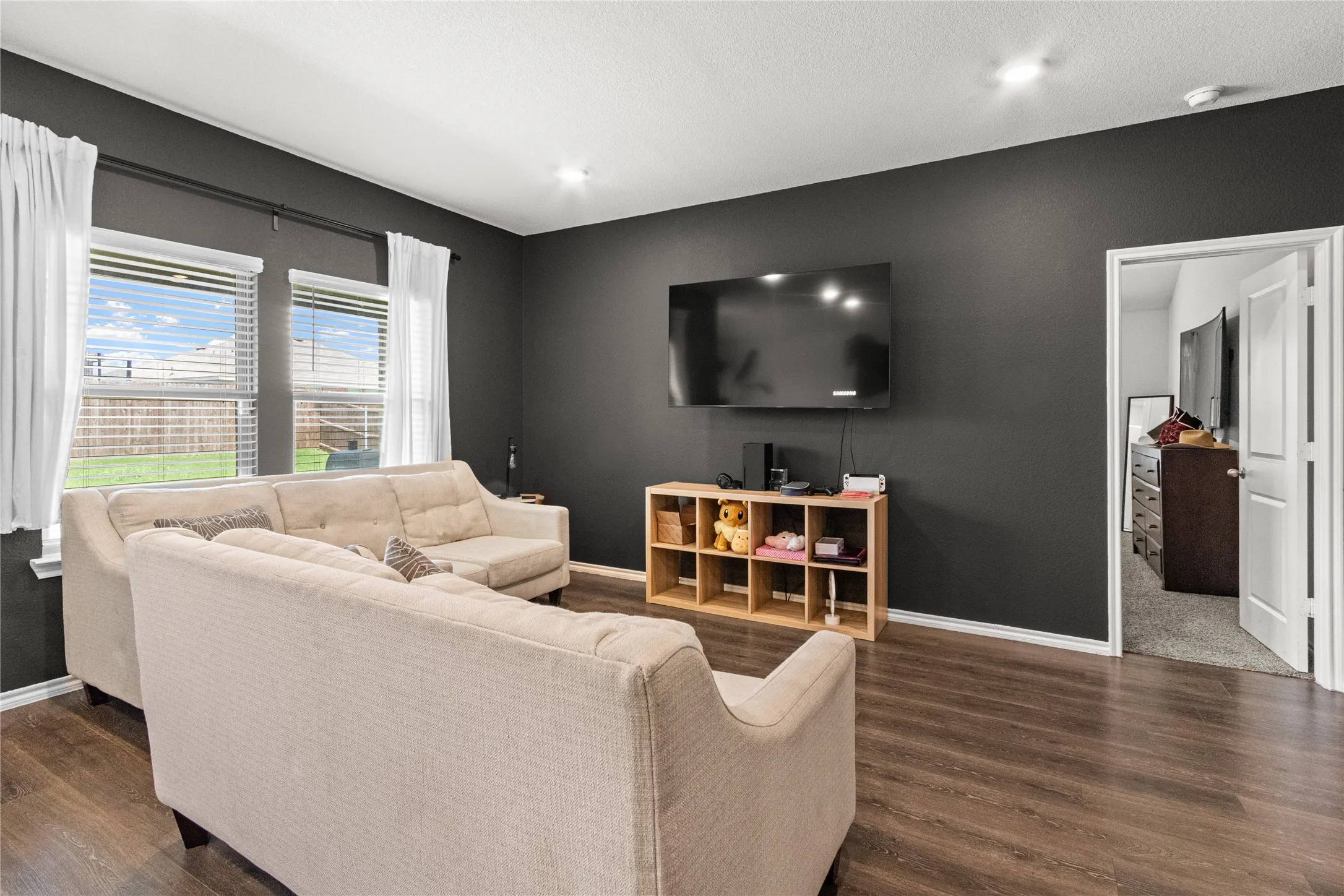 Single Family Residence For Sale in Dallas County , 15141 Ace Drive, Dallas, Texas 75253, 3 Bedroom, 2 Bathroom, 2 Garage spaces, 1,350 Sqft, built in 2022, Price $289,990, mls#21291302, Real Estate Agent in Dallas, Homes For Sale in Dallas county, Homes For Sale in Dallas, Realtor in Dallas Texas, Real Estate Brokerage Independent Realty Texas, Luminita Cordes Realtor