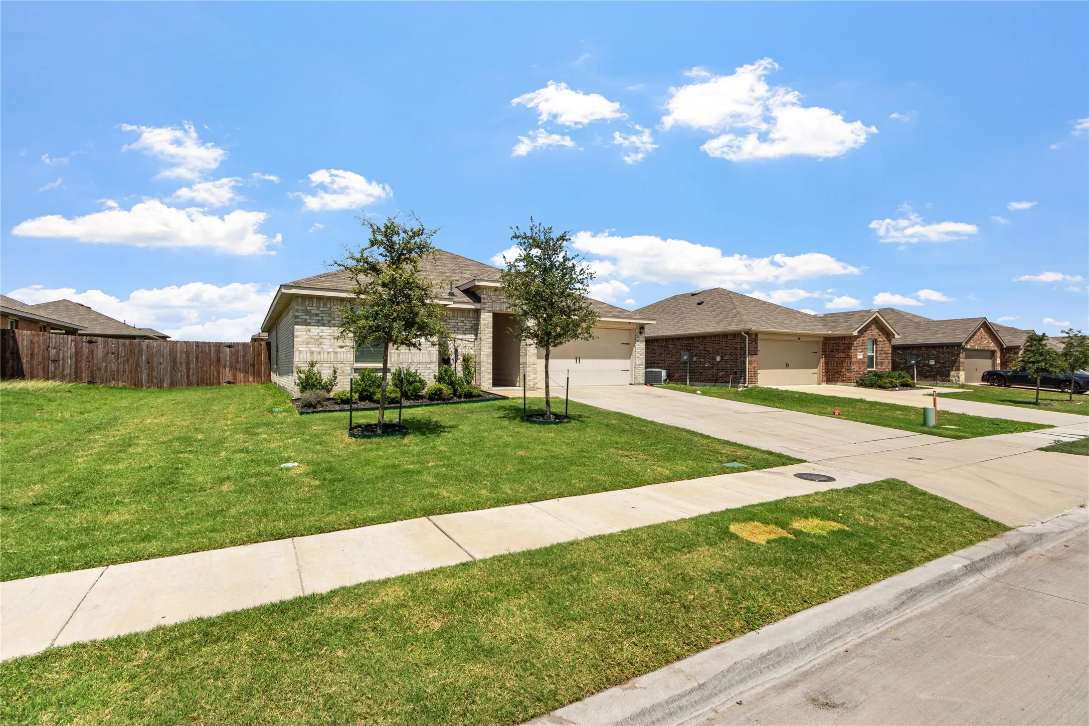 Single Family Residence For Sale in Dallas County , 15141 Ace Drive, Dallas, Texas 75253, 3 Bedroom, 2 Bathroom, 2 Garage spaces, 1,350 Sqft, built in 2022, Price $289,990, mls#21291302, Real Estate Agent in Dallas, Homes For Sale in Dallas county, Homes For Sale in Dallas, Realtor in Dallas Texas, Real Estate Brokerage Independent Realty Texas, Luminita Cordes Realtor