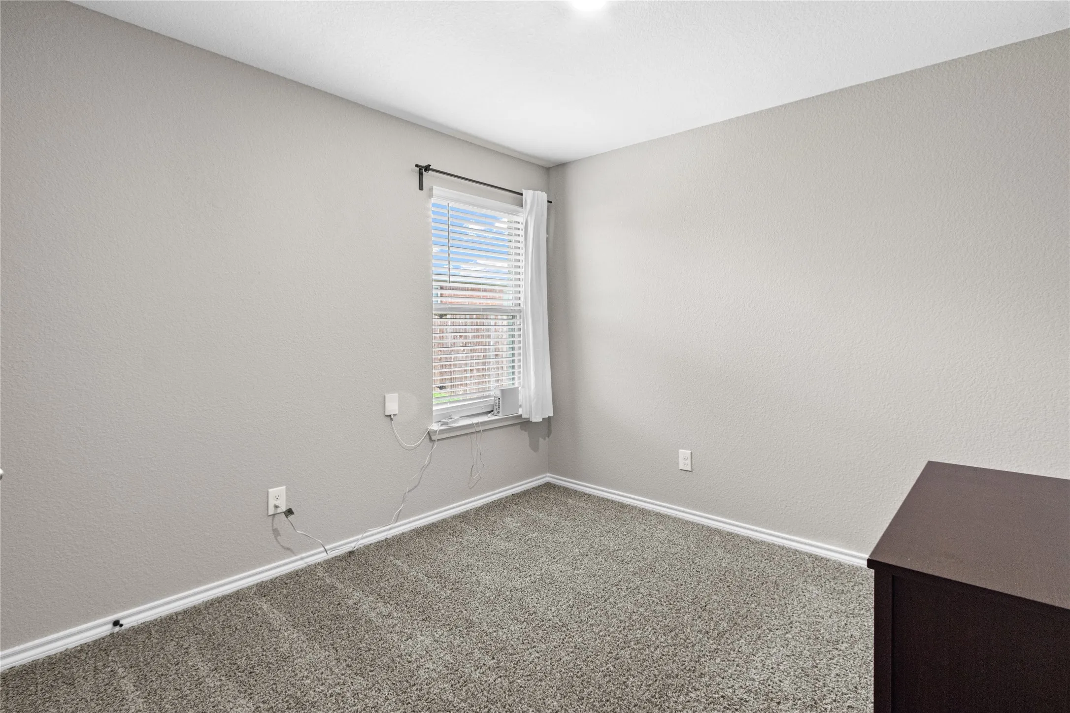 Single Family Residence For Sale in Dallas County , 15141 Ace Drive, Dallas, Texas 75253, 3 Bedroom, 2 Bathroom, 2 Garage spaces, 1,350 Sqft, built in 2022, Price $289,990, mls#21291302, Real Estate Agent in Dallas, Homes For Sale in Dallas county, Homes For Sale in Dallas, Realtor in Dallas Texas, Real Estate Brokerage Independent Realty Texas, Luminita Cordes Realtor