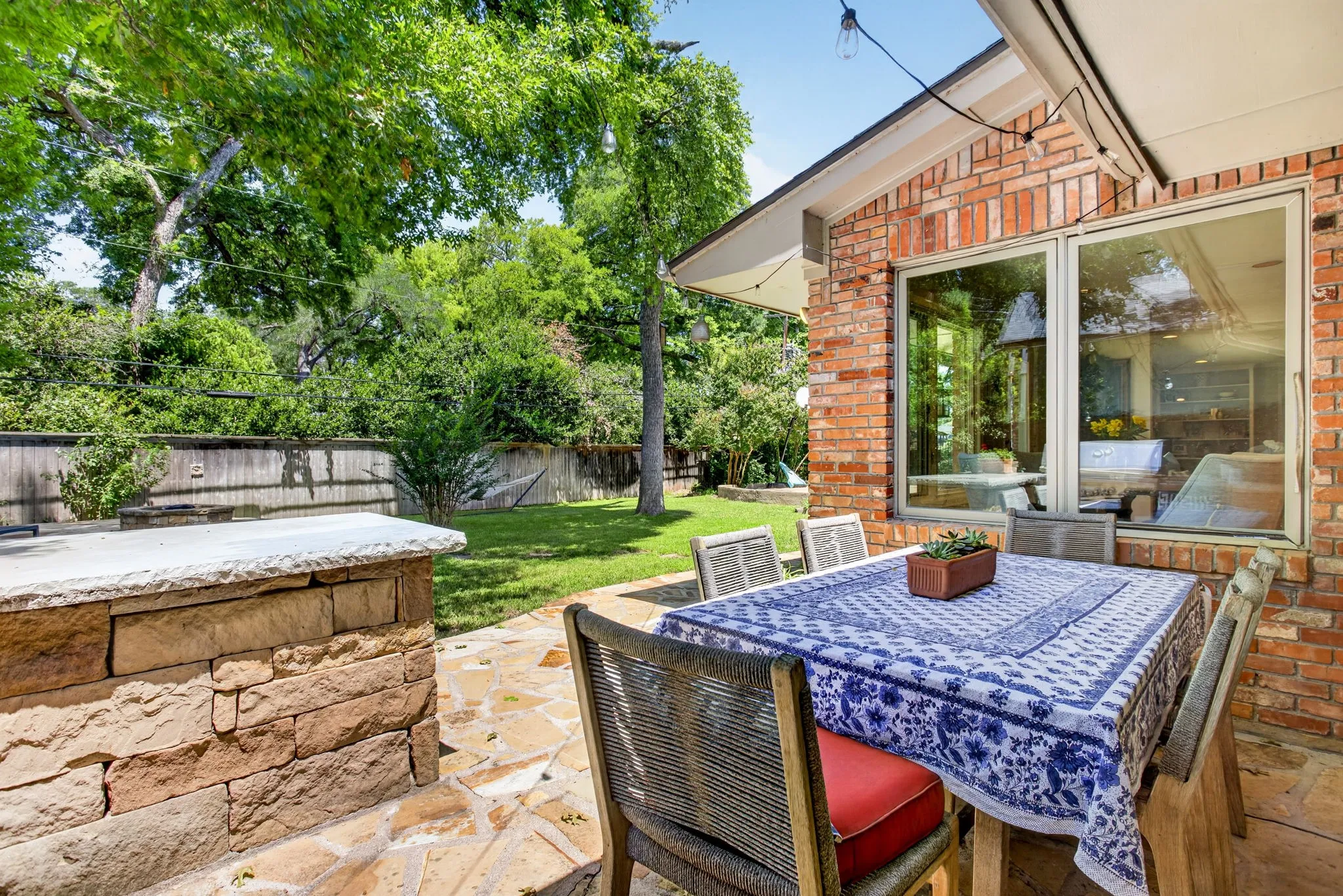 Single Family Residence For Sale in Tarrant County , 3712 Fox Hollow Street, Fort Worth, Texas 76109, 4 Bedroom, 3 Bathroom, 2 Garage spaces, 3,436 Sqft, built in 1956, mls#21290093, Real Estate Agent in Fort Worth, Homes For Sale in Tarrant county, Homes For Sale in Fort Worth, Realtor in Fort Worth Texas, Real Estate Brokerage Independent Realty Texas, Luminita Cordes Realtor