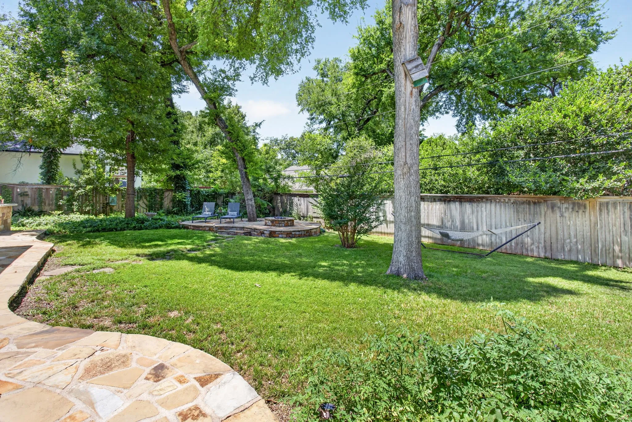 Single Family Residence For Sale in Tarrant County , 3712 Fox Hollow Street, Fort Worth, Texas 76109, 4 Bedroom, 3 Bathroom, 2 Garage spaces, 3,436 Sqft, built in 1956, mls#21290093, Real Estate Agent in Fort Worth, Homes For Sale in Tarrant county, Homes For Sale in Fort Worth, Realtor in Fort Worth Texas, Real Estate Brokerage Independent Realty Texas, Luminita Cordes Realtor