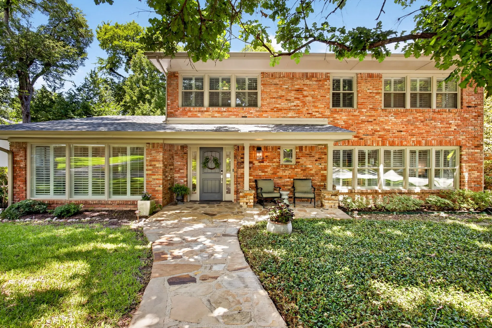 Single Family Residence For Sale in Tarrant County , 3712 Fox Hollow Street, Fort Worth, Texas 76109, 4 Bedroom, 3 Bathroom, 2 Garage spaces, 3,436 Sqft, built in 1956, mls#21290093, Real Estate Agent in Fort Worth, Homes For Sale in Tarrant county, Homes For Sale in Fort Worth, Realtor in Fort Worth Texas, Real Estate Brokerage Independent Realty Texas, Luminita Cordes Realtor