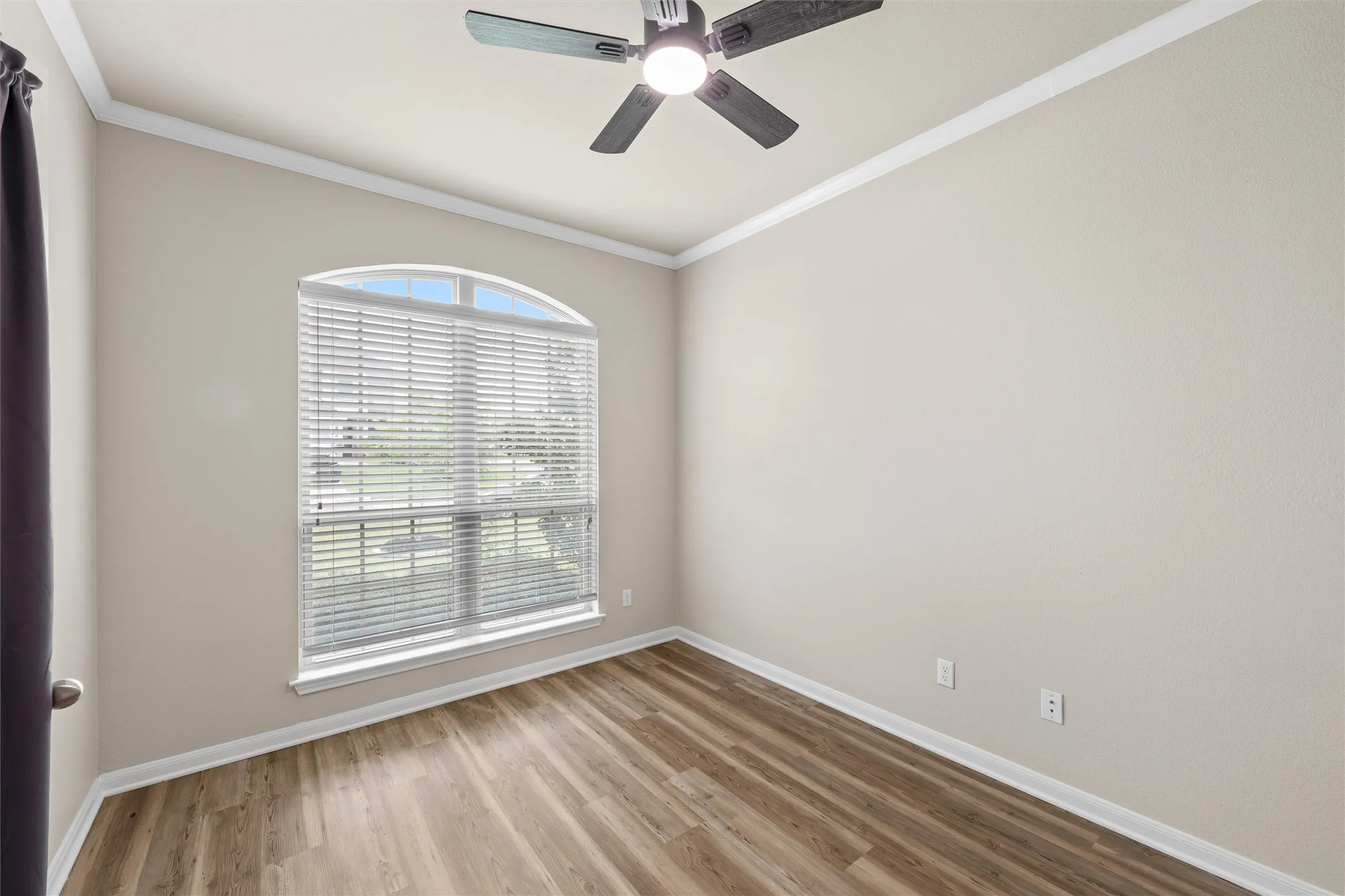 Single Family Residence For Sale in Mc Lennan County , 10860 Burnham Drive, Waco, Texas 76708, 4 Bedroom, 4 Bathroom, 2 Garage spaces, 2,783 Sqft, built in 2014, mls#21291349, Real Estate Agent in Waco, Homes For Sale in Mc Lennan county, Homes For Sale in Waco, Realtor in Waco Texas, Real Estate Brokerage Independent Realty Texas, Luminita Cordes Realtor