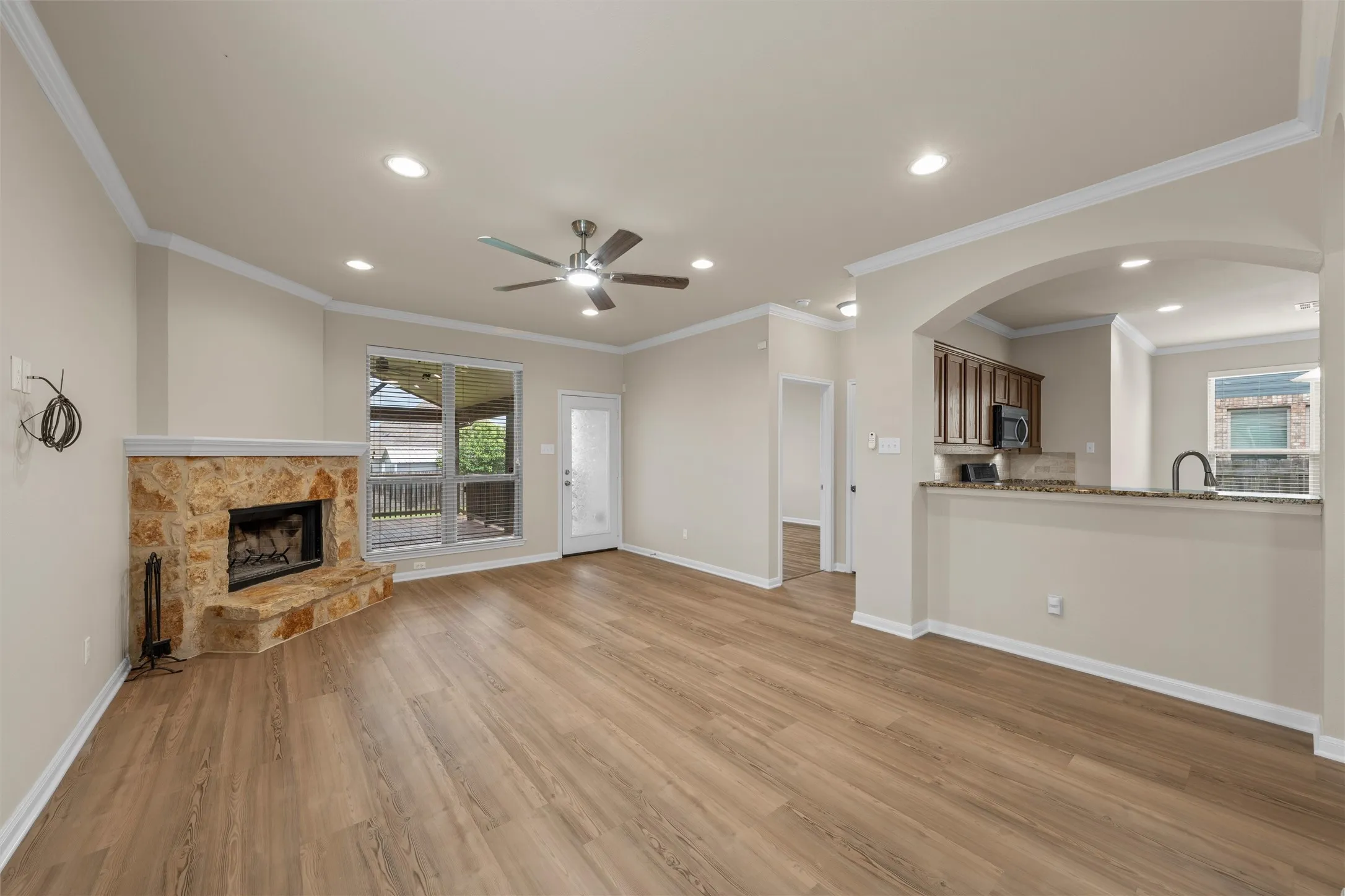 Single Family Residence For Sale in Mc Lennan County , 10860 Burnham Drive, Waco, Texas 76708, 4 Bedroom, 4 Bathroom, 2 Garage spaces, 2,783 Sqft, built in 2014, mls#21291349, Real Estate Agent in Waco, Homes For Sale in Mc Lennan county, Homes For Sale in Waco, Realtor in Waco Texas, Real Estate Brokerage Independent Realty Texas, Luminita Cordes Realtor
