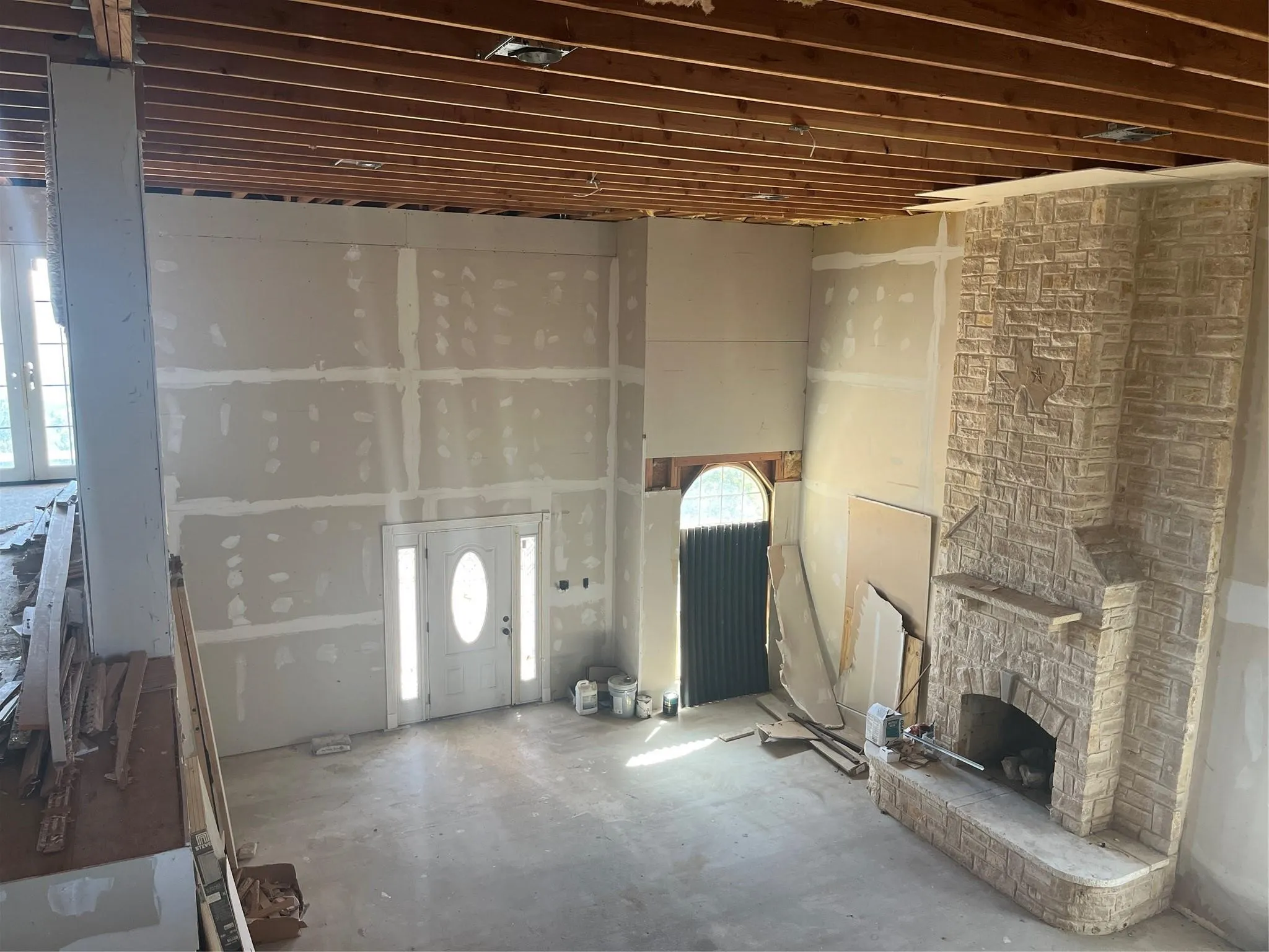 Single Family Residence For Sale in Hood County , 3605 Blueberry Trail, Granbury, Texas 76048, 5 Bedroom, 5 Bathroom, Garage spaces, 4,336 Sqft, built in 2017, Price $349,000, mls#21291374, Real Estate Agent in Granbury, Homes For Sale in Hood county, Homes For Sale in Granbury, Realtor in Granbury Texas, Real Estate Brokerage Independent Realty Texas, Luminita Cordes Realtor