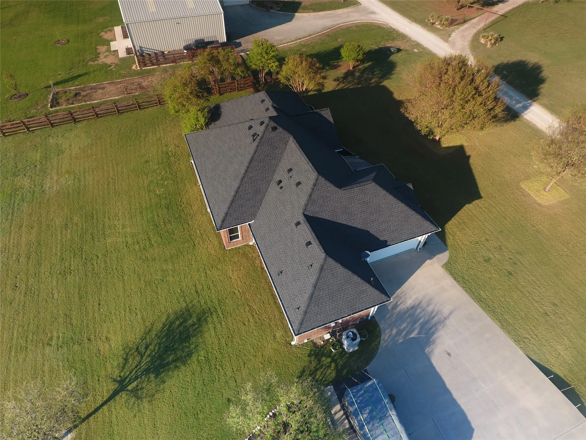 Single Family Residence For Sale in Denton County , 11225 Mesquite Hill Road, Sanger, Texas 76266, 4 Bedroom, 4 Bathroom, 2 Garage spaces, 2,427 Sqft, built in 2007, mls#21288435, Real Estate Agent in Sanger, Homes For Sale in Denton county, Homes For Sale in Sanger, Realtor in Sanger Texas, Real Estate Brokerage Independent Realty Texas, Luminita Cordes Realtor