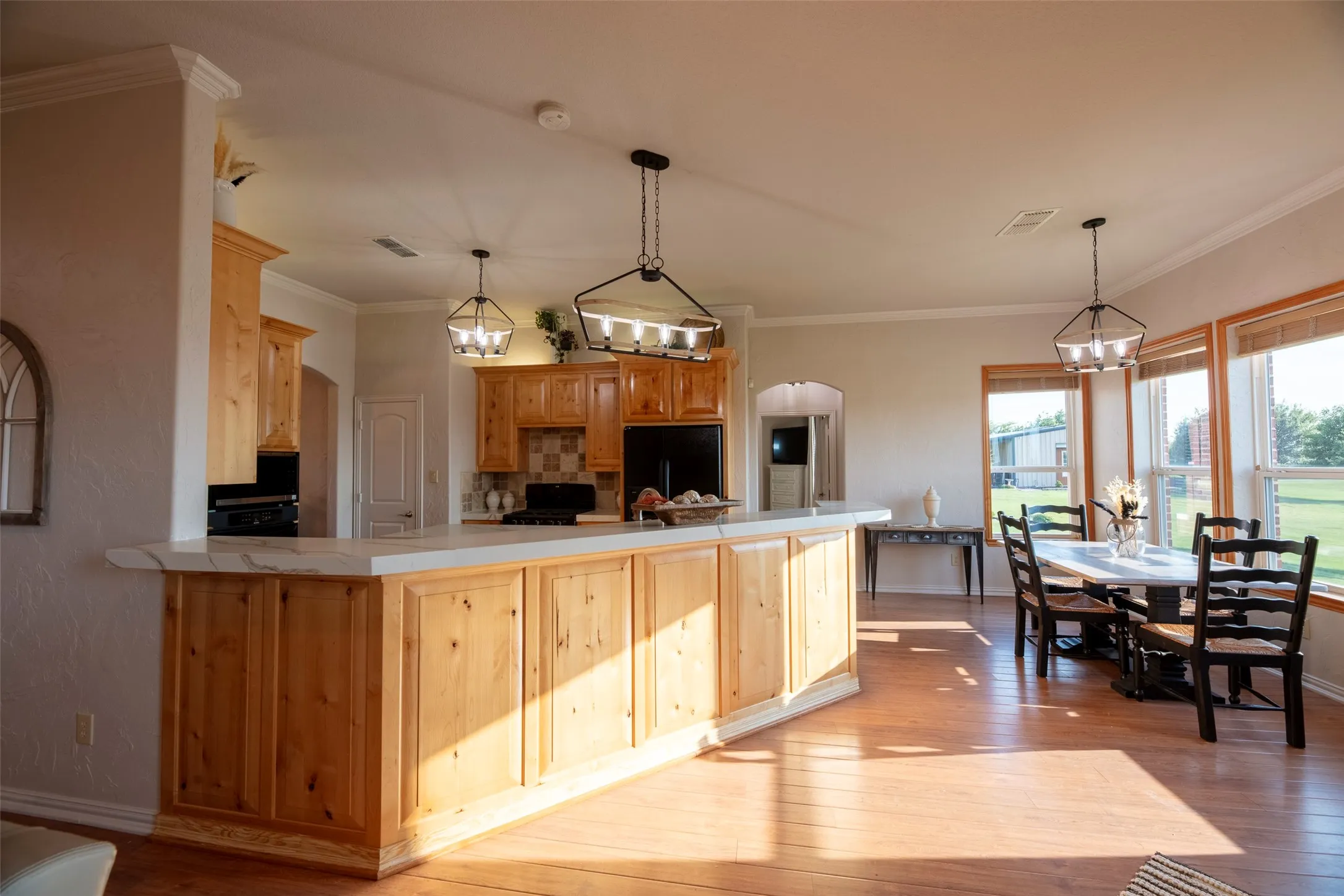 Single Family Residence For Sale in Denton County , 11225 Mesquite Hill Road, Sanger, Texas 76266, 4 Bedroom, 4 Bathroom, 2 Garage spaces, 2,427 Sqft, built in 2007, mls#21288435, Real Estate Agent in Sanger, Homes For Sale in Denton county, Homes For Sale in Sanger, Realtor in Sanger Texas, Real Estate Brokerage Independent Realty Texas, Luminita Cordes Realtor