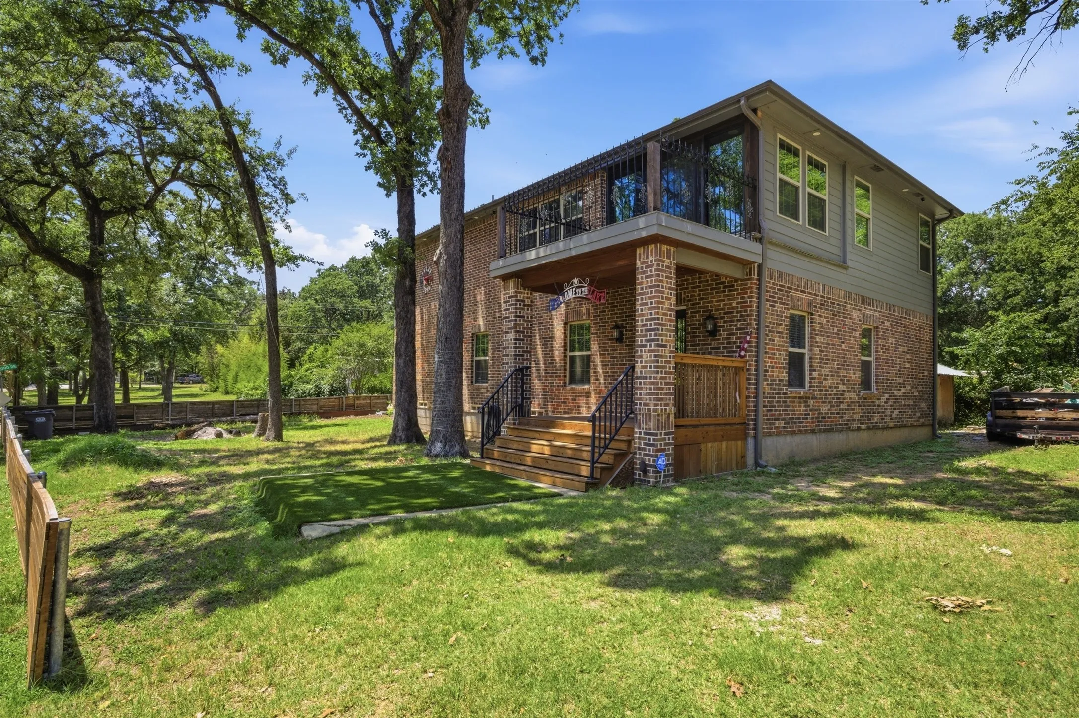 Single Family Residence For Sale in Henderson County , 222 Wedgewood Drive, Mabank, Texas 75156, 3 Bedroom, 3 Bathroom, Garage spaces, 2,880 Sqft, built in 2024, mls#21291012, Real Estate Agent in Mabank, Homes For Sale in Henderson county, Homes For Sale in Mabank, Realtor in Mabank Texas, Real Estate Brokerage Independent Realty Texas, Luminita Cordes Realtor