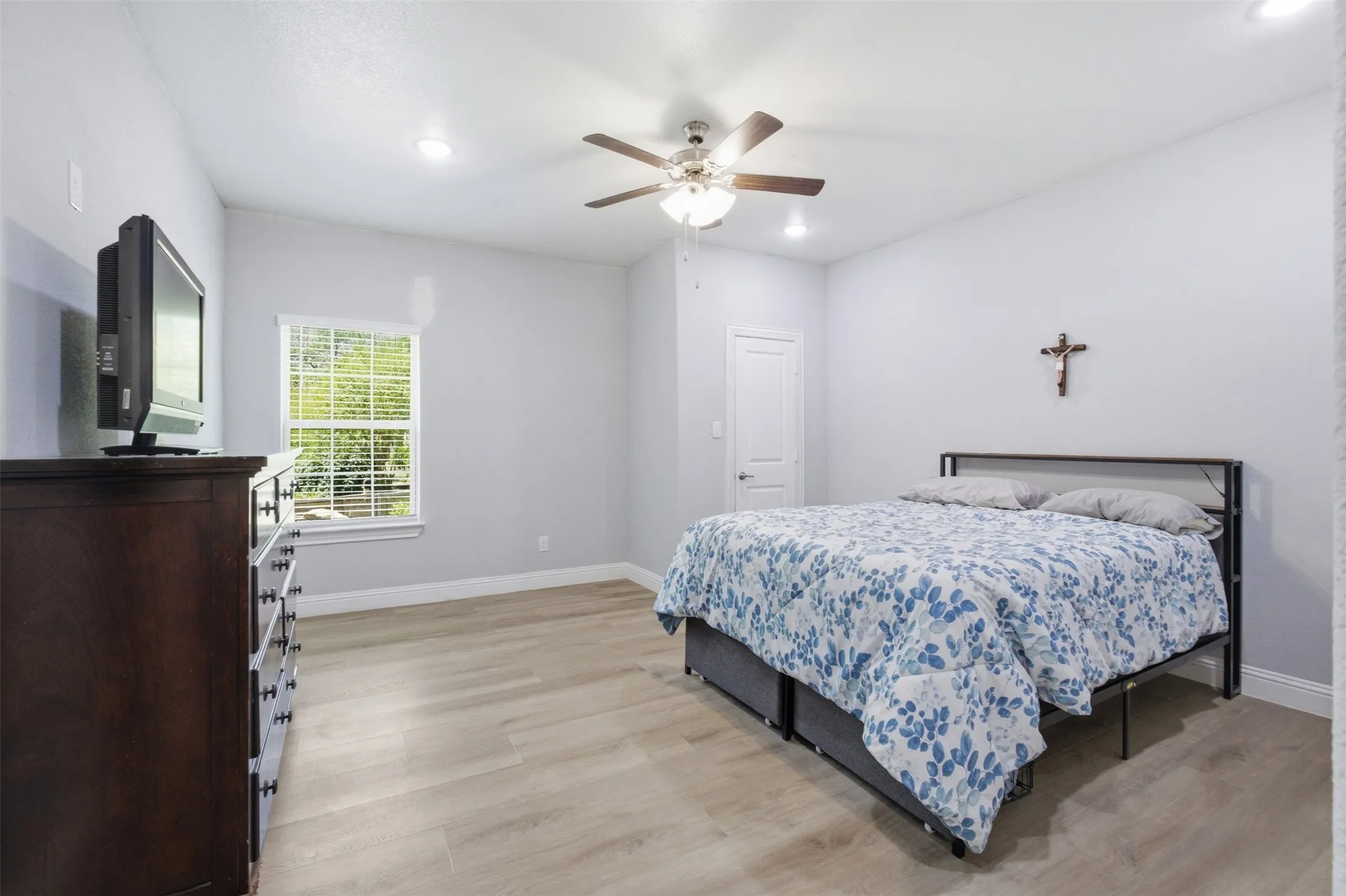 Single Family Residence For Sale in Henderson County , 222 Wedgewood Drive, Mabank, Texas 75156, 3 Bedroom, 3 Bathroom, Garage spaces, 2,880 Sqft, built in 2024, mls#21291012, Real Estate Agent in Mabank, Homes For Sale in Henderson county, Homes For Sale in Mabank, Realtor in Mabank Texas, Real Estate Brokerage Independent Realty Texas, Luminita Cordes Realtor