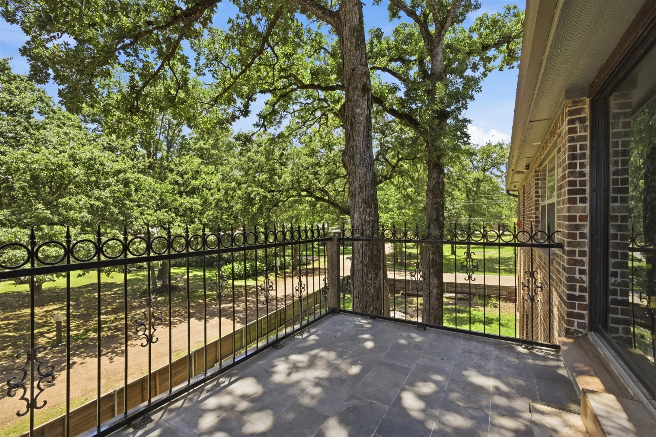 Single Family Residence For Sale in Henderson County , 222 Wedgewood Drive, Mabank, Texas 75156, 3 Bedroom, 3 Bathroom, Garage spaces, 2,880 Sqft, built in 2024, mls#21291012, Real Estate Agent in Mabank, Homes For Sale in Henderson county, Homes For Sale in Mabank, Realtor in Mabank Texas, Real Estate Brokerage Independent Realty Texas, Luminita Cordes Realtor