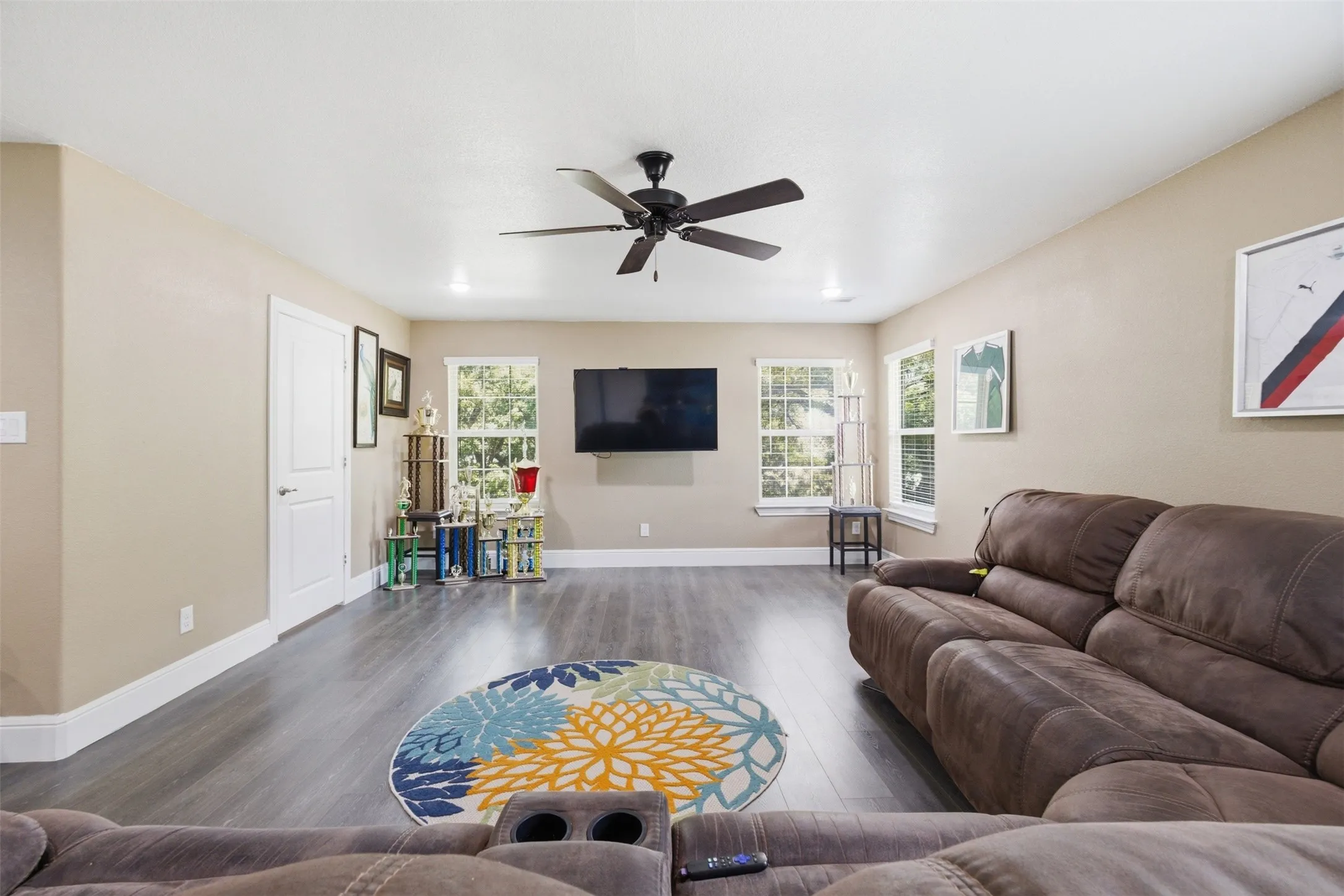 Single Family Residence For Sale in Henderson County , 222 Wedgewood Drive, Mabank, Texas 75156, 3 Bedroom, 3 Bathroom, Garage spaces, 2,880 Sqft, built in 2024, mls#21291012, Real Estate Agent in Mabank, Homes For Sale in Henderson county, Homes For Sale in Mabank, Realtor in Mabank Texas, Real Estate Brokerage Independent Realty Texas, Luminita Cordes Realtor