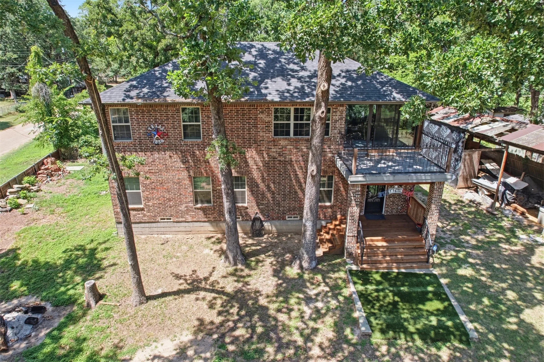Single Family Residence For Sale in Henderson County , 222 Wedgewood Drive, Mabank, Texas 75156, 3 Bedroom, 3 Bathroom, Garage spaces, 2,880 Sqft, built in 2024, mls#21291012, Real Estate Agent in Mabank, Homes For Sale in Henderson county, Homes For Sale in Mabank, Realtor in Mabank Texas, Real Estate Brokerage Independent Realty Texas, Luminita Cordes Realtor
