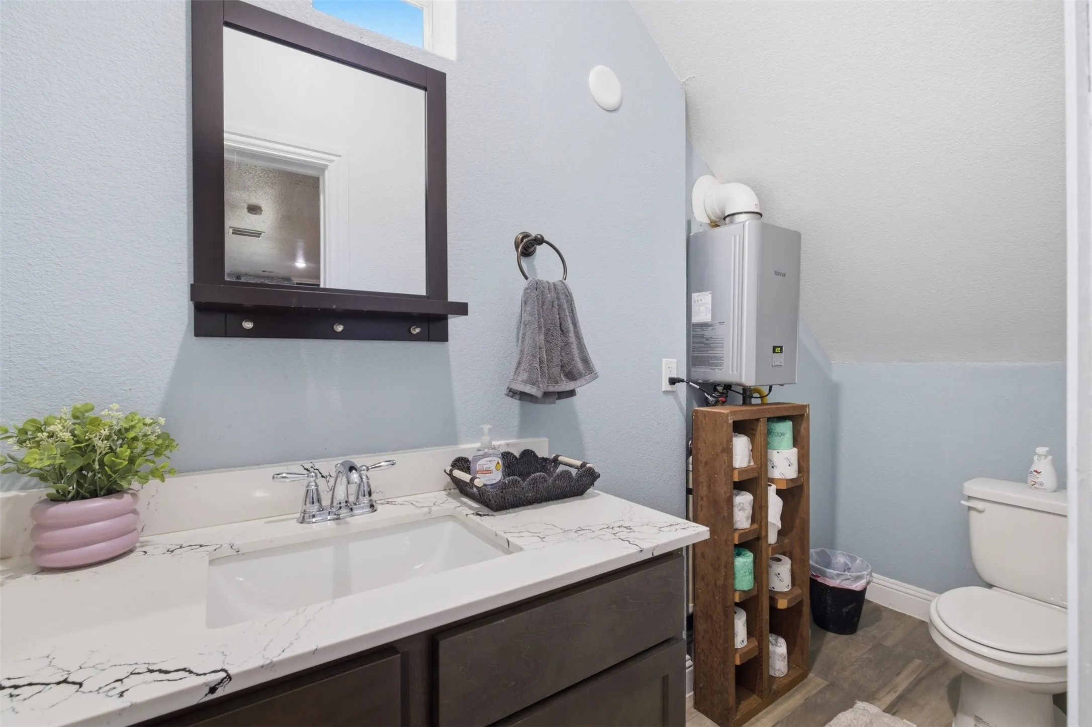 Single Family Residence For Sale in Henderson County , 222 Wedgewood Drive, Mabank, Texas 75156, 3 Bedroom, 3 Bathroom, Garage spaces, 2,880 Sqft, built in 2024, mls#21291012, Real Estate Agent in Mabank, Homes For Sale in Henderson county, Homes For Sale in Mabank, Realtor in Mabank Texas, Real Estate Brokerage Independent Realty Texas, Luminita Cordes Realtor