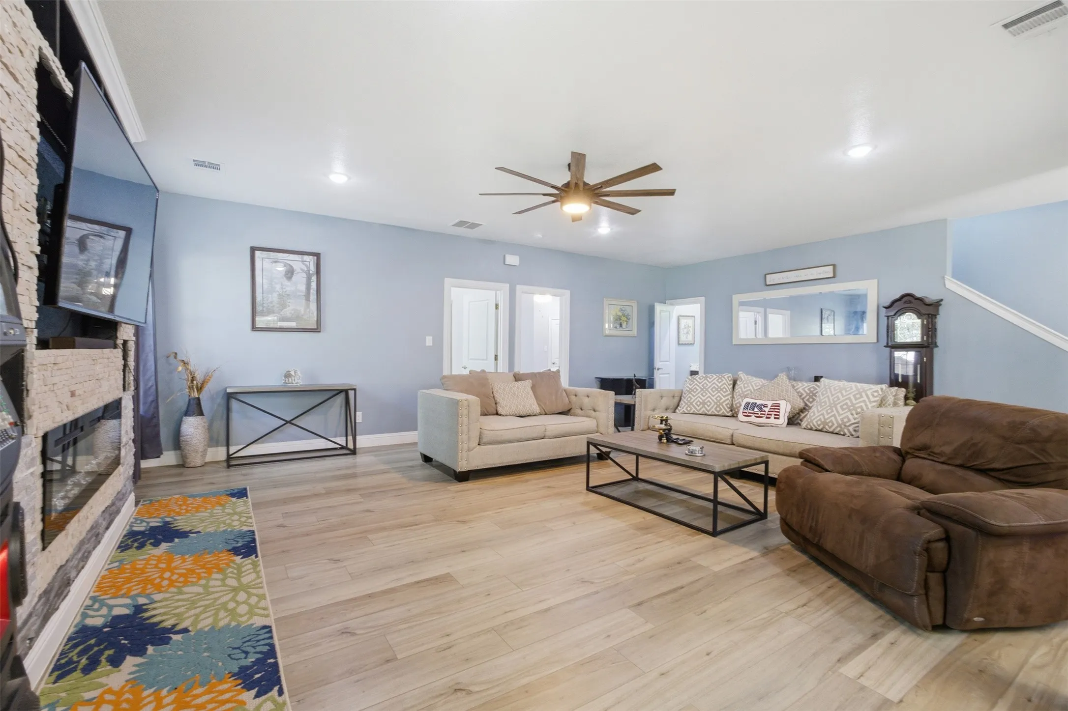 Single Family Residence For Sale in Henderson County , 222 Wedgewood Drive, Mabank, Texas 75156, 3 Bedroom, 3 Bathroom, Garage spaces, 2,880 Sqft, built in 2024, mls#21291012, Real Estate Agent in Mabank, Homes For Sale in Henderson county, Homes For Sale in Mabank, Realtor in Mabank Texas, Real Estate Brokerage Independent Realty Texas, Luminita Cordes Realtor