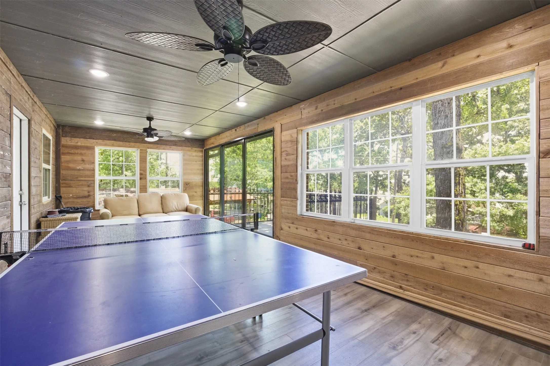 Single Family Residence For Sale in Henderson County , 222 Wedgewood Drive, Mabank, Texas 75156, 3 Bedroom, 3 Bathroom, Garage spaces, 2,880 Sqft, built in 2024, mls#21291012, Real Estate Agent in Mabank, Homes For Sale in Henderson county, Homes For Sale in Mabank, Realtor in Mabank Texas, Real Estate Brokerage Independent Realty Texas, Luminita Cordes Realtor