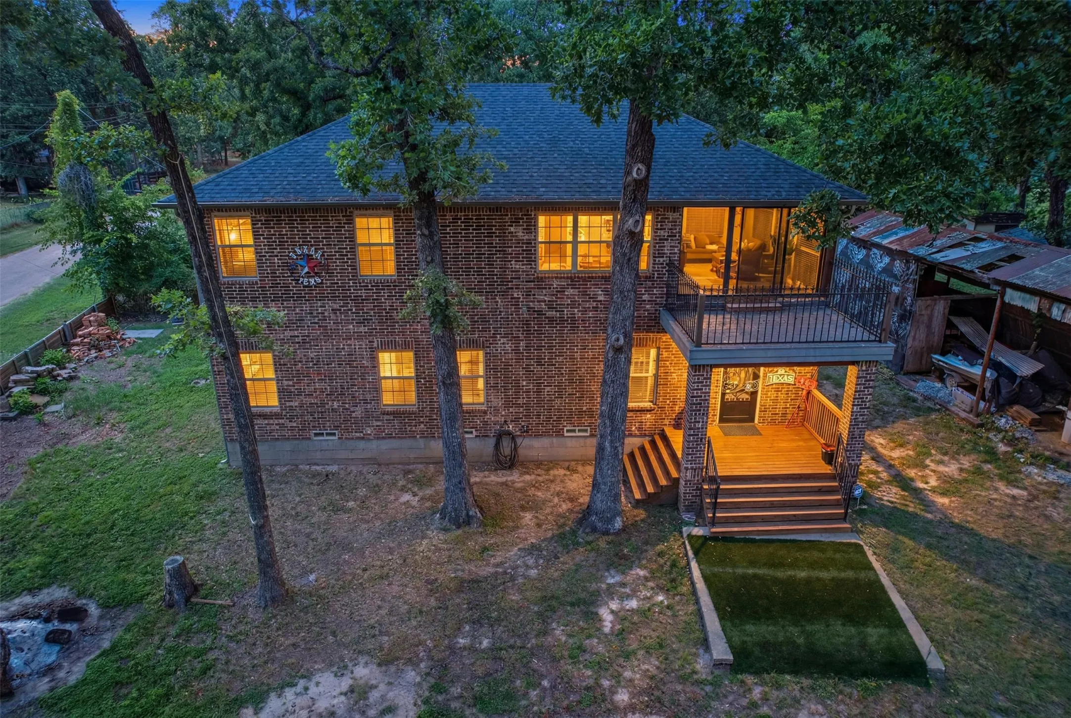 Single Family Residence For Sale in Henderson County , 222 Wedgewood Drive, Mabank, Texas 75156, 3 Bedroom, 3 Bathroom, Garage spaces, 2,880 Sqft, built in 2024, mls#21291012, Real Estate Agent in Mabank, Homes For Sale in Henderson county, Homes For Sale in Mabank, Realtor in Mabank Texas, Real Estate Brokerage Independent Realty Texas, Luminita Cordes Realtor