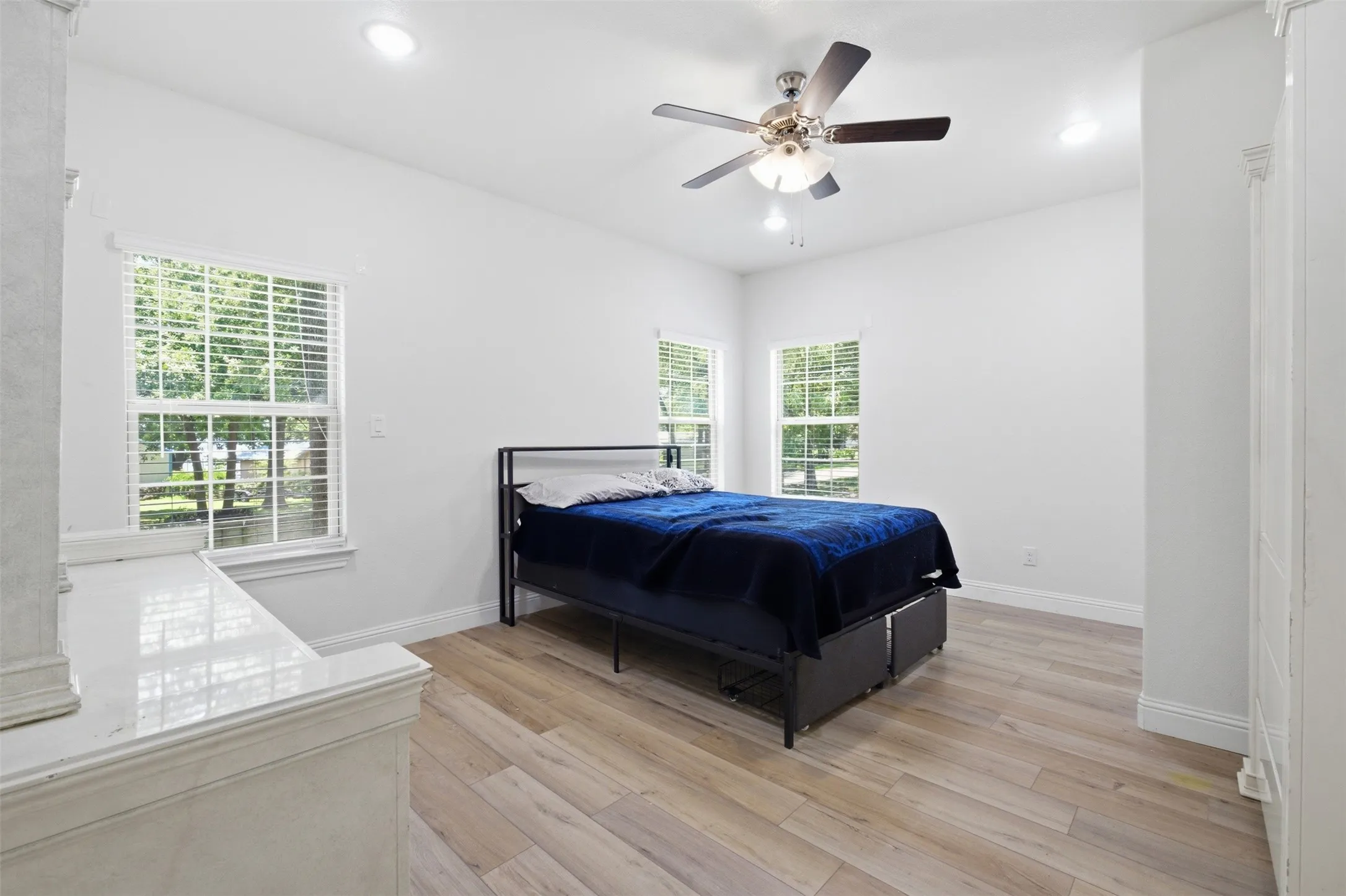Single Family Residence For Sale in Henderson County , 222 Wedgewood Drive, Mabank, Texas 75156, 3 Bedroom, 3 Bathroom, Garage spaces, 2,880 Sqft, built in 2024, mls#21291012, Real Estate Agent in Mabank, Homes For Sale in Henderson county, Homes For Sale in Mabank, Realtor in Mabank Texas, Real Estate Brokerage Independent Realty Texas, Luminita Cordes Realtor