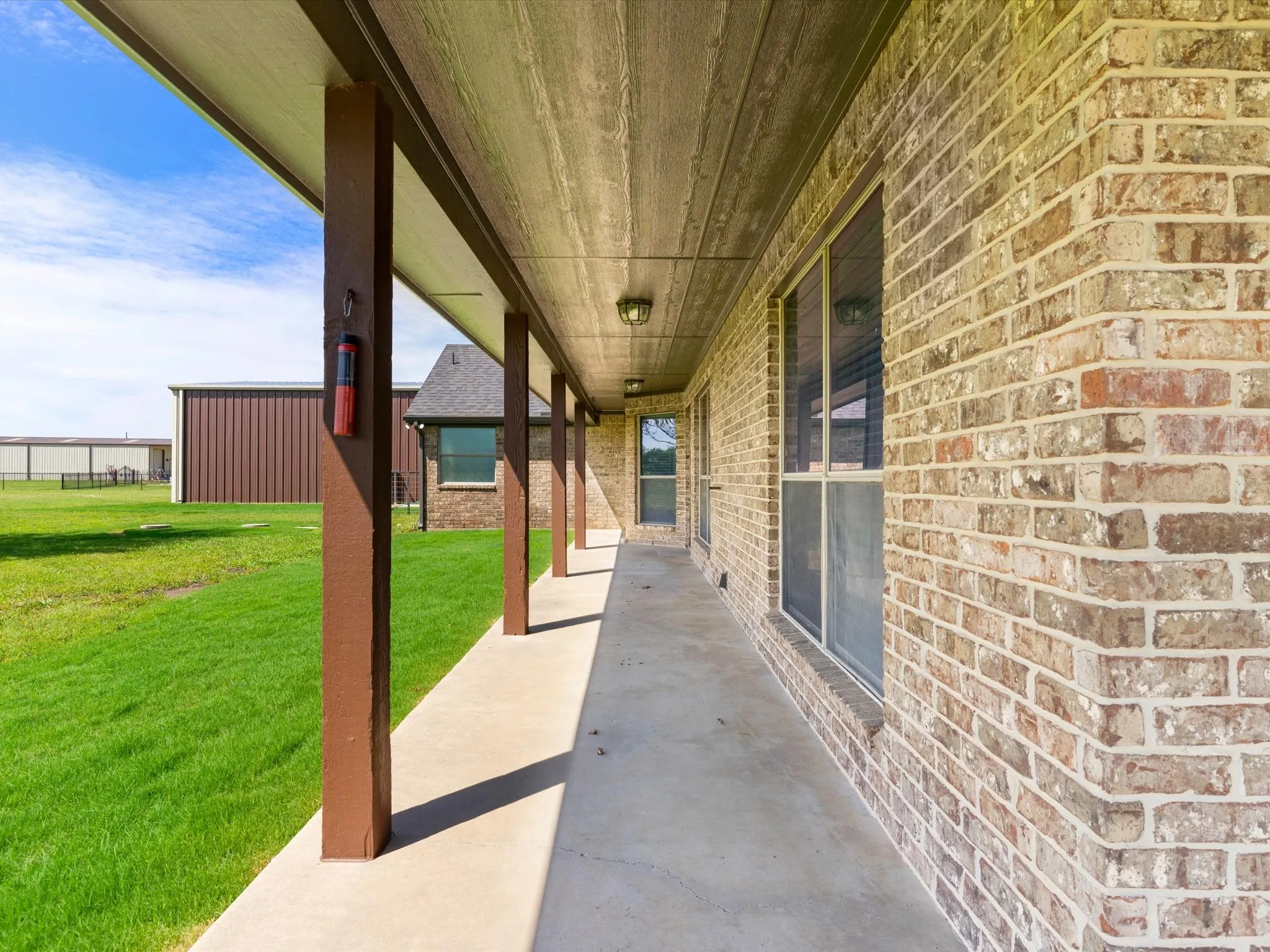 Single Family Residence For Sale in Tarrant County , 2641 Purple Sage Trail, Fort Worth, Texas 76179, 4 Bedroom, 3 Bathroom, 2 Garage spaces, 1,909 Sqft, built in 2006, mls#21287331, Real Estate Agent in Fort Worth, Homes For Sale in Tarrant county, Homes For Sale in Fort Worth, Realtor in Fort Worth Texas, Real Estate Brokerage Independent Realty Texas, Luminita Cordes Realtor