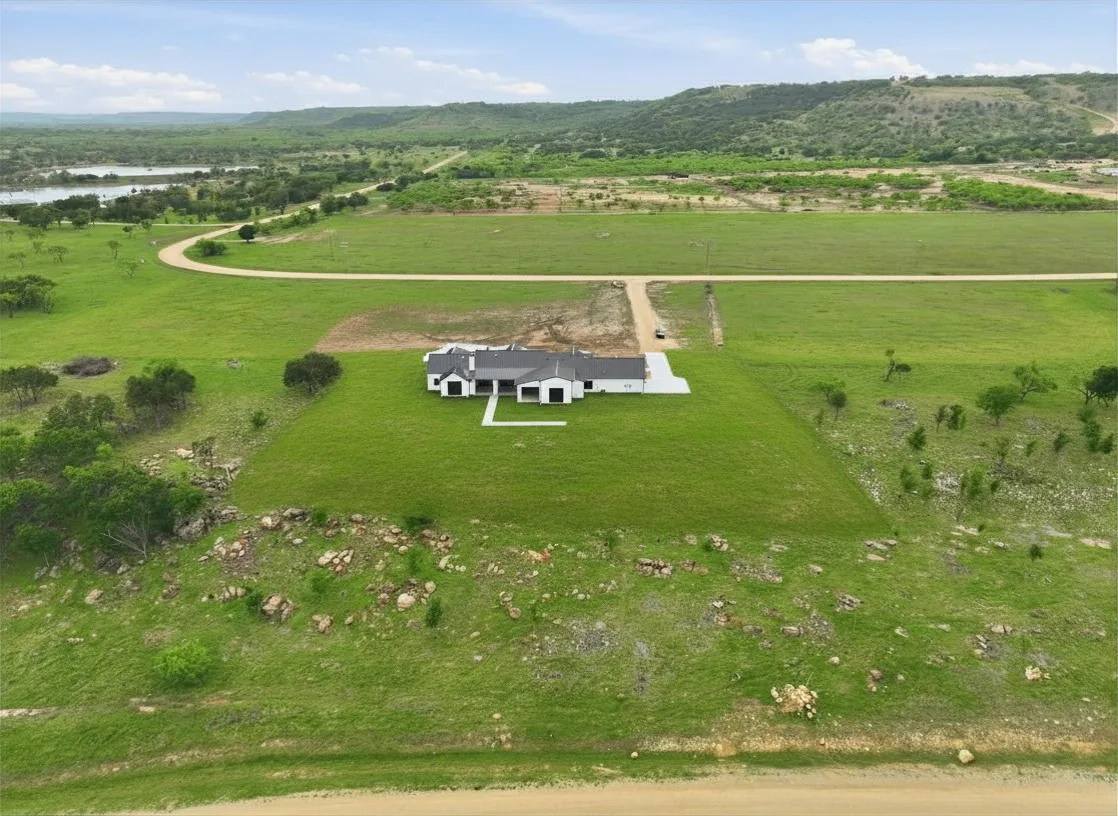 Single Family Residence For Sale in Palo Pinto County , 220 Cavalier Court, Strawn, Texas 76475, 4 Bedroom, 6 Bathroom, 2 Garage spaces, 4,206 Sqft, built in 2026, mls#21288981, Real Estate Agent in Strawn, Homes For Sale in Palo Pinto county, Homes For Sale in Strawn, Realtor in Strawn Texas, Real Estate Brokerage Independent Realty Texas, Luminita Cordes Realtor