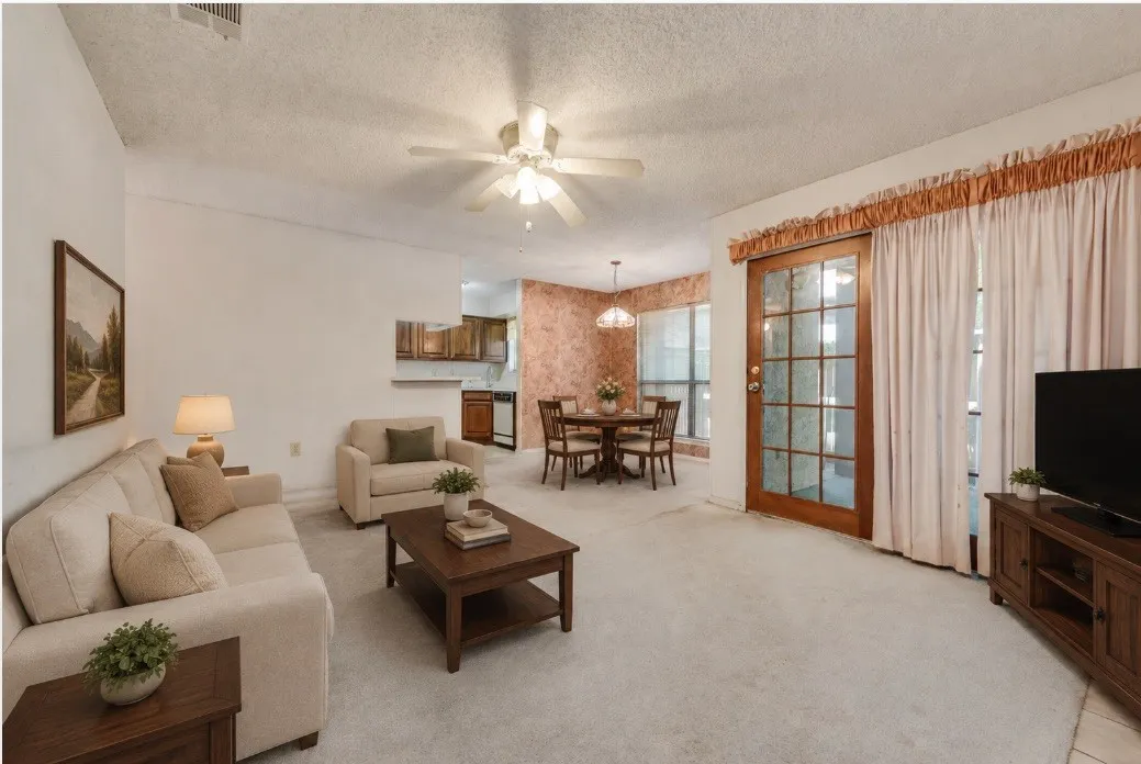 Virtual Photo of living room