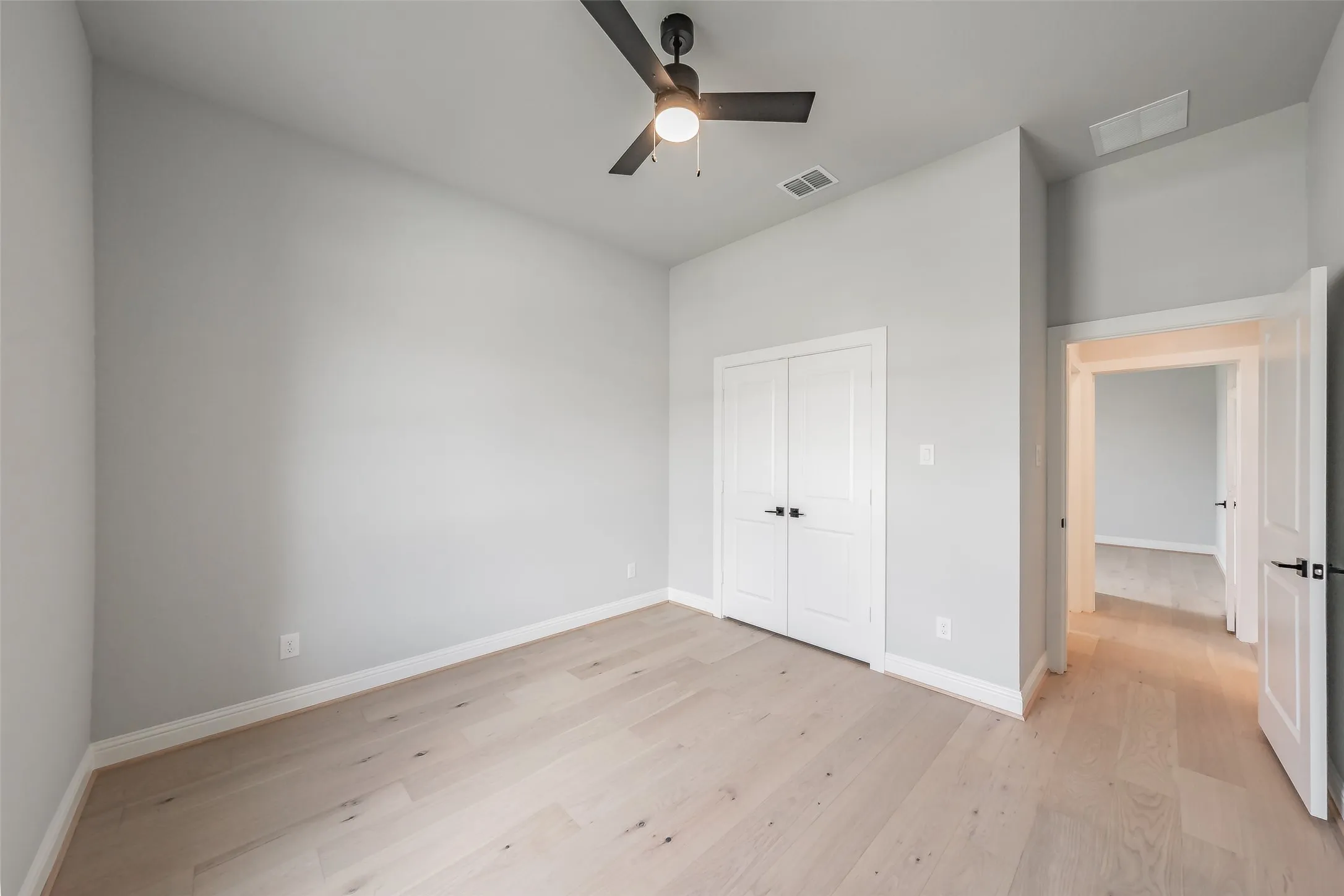 Single Family Residence For Sale in Tarrant County , 160 Rockin River Drive, Fort Worth, Texas 76120, 4 Bedroom, 3 Bathroom, 2 Garage spaces, 2,298 Sqft, built in 2026, mls#21285283, Real Estate Agent in Fort Worth, Homes For Sale in Tarrant county, Homes For Sale in Fort Worth, Realtor in Fort Worth Texas, Real Estate Brokerage Independent Realty Texas, Luminita Cordes Realtor
