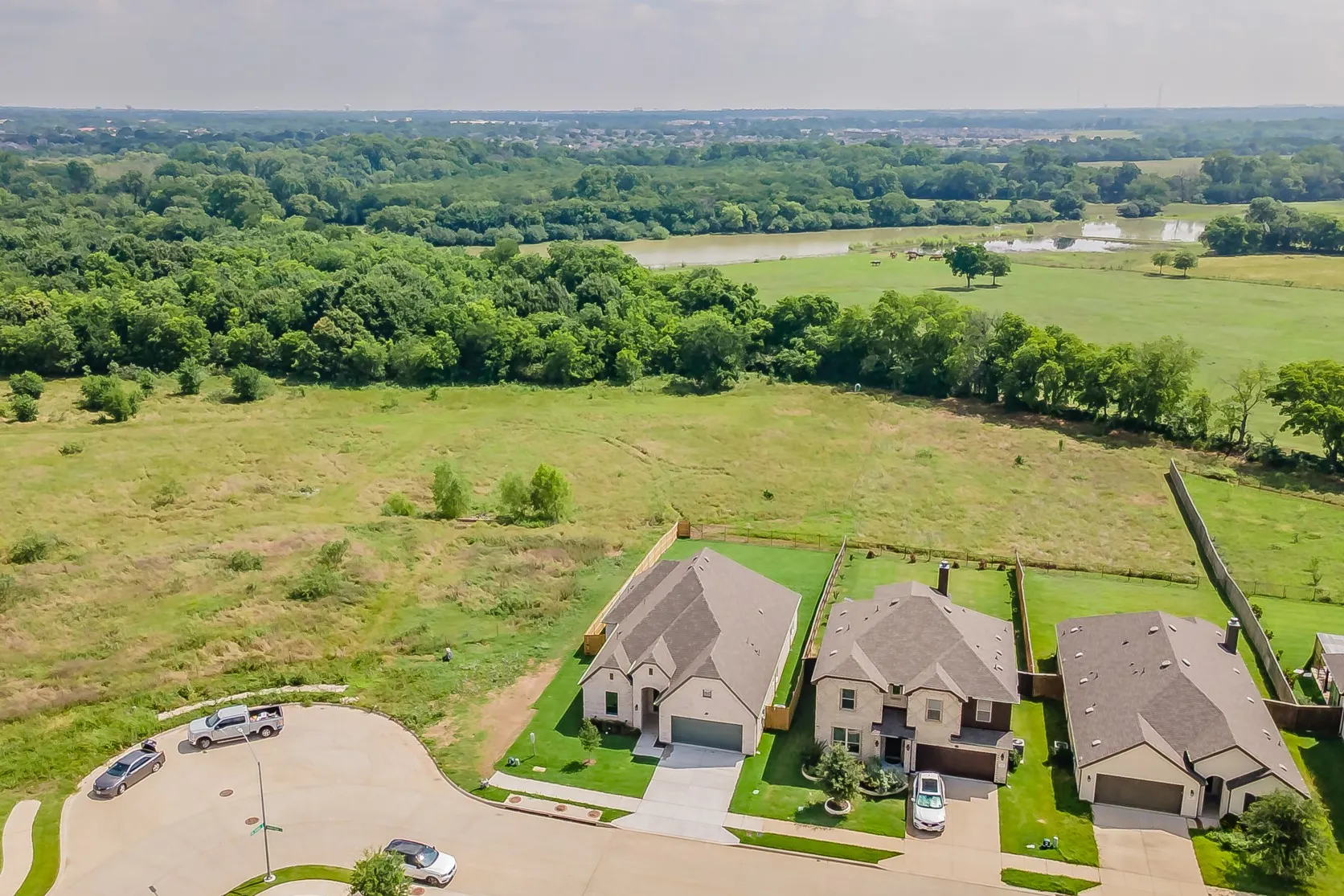 Single Family Residence For Sale in Tarrant County , 160 Rockin River Drive, Fort Worth, Texas 76120, 4 Bedroom, 3 Bathroom, 2 Garage spaces, 2,298 Sqft, built in 2026, mls#21285283, Real Estate Agent in Fort Worth, Homes For Sale in Tarrant county, Homes For Sale in Fort Worth, Realtor in Fort Worth Texas, Real Estate Brokerage Independent Realty Texas, Luminita Cordes Realtor